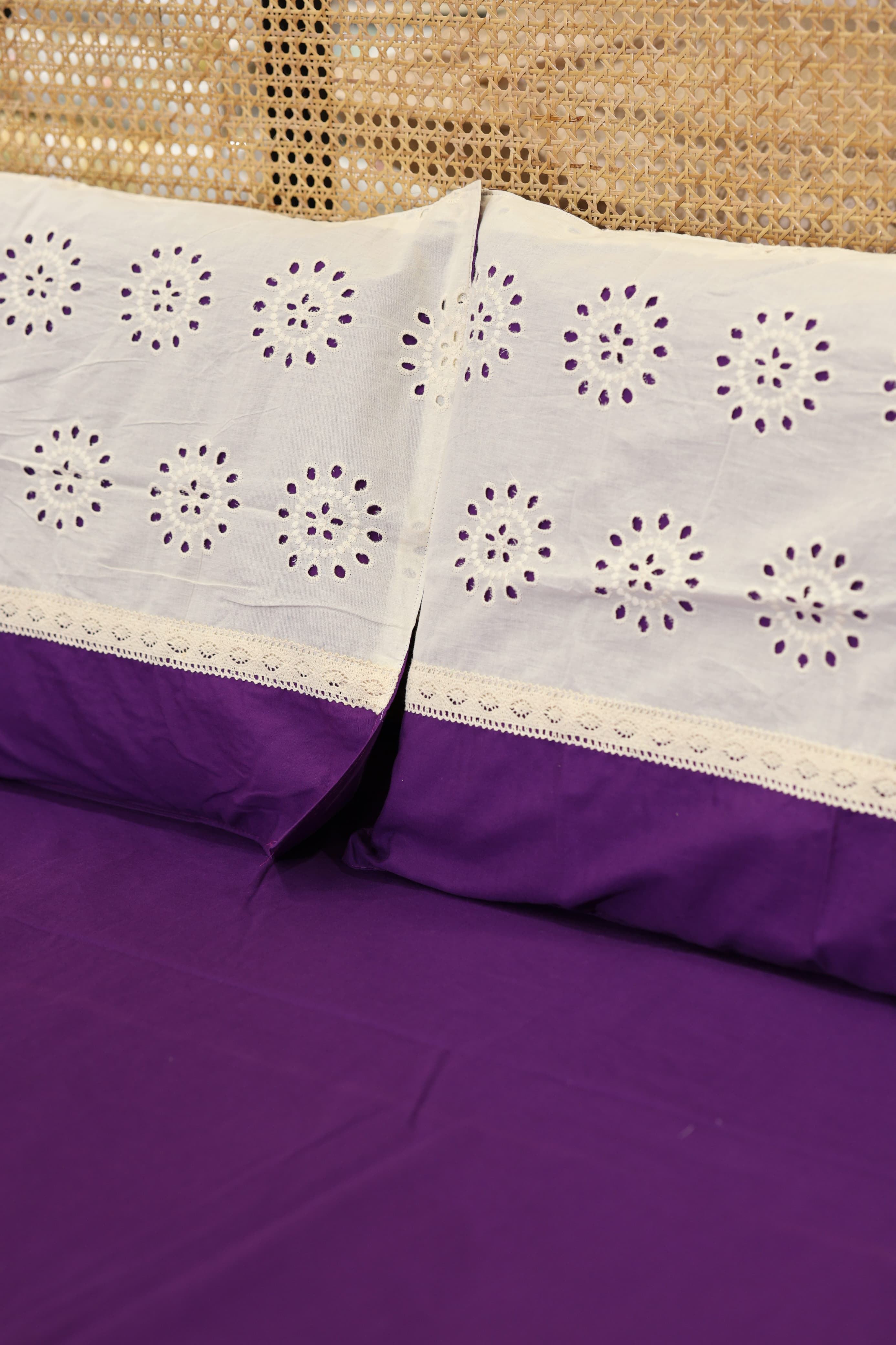 Bedsheets - Premium designer king bedsheets dd lace