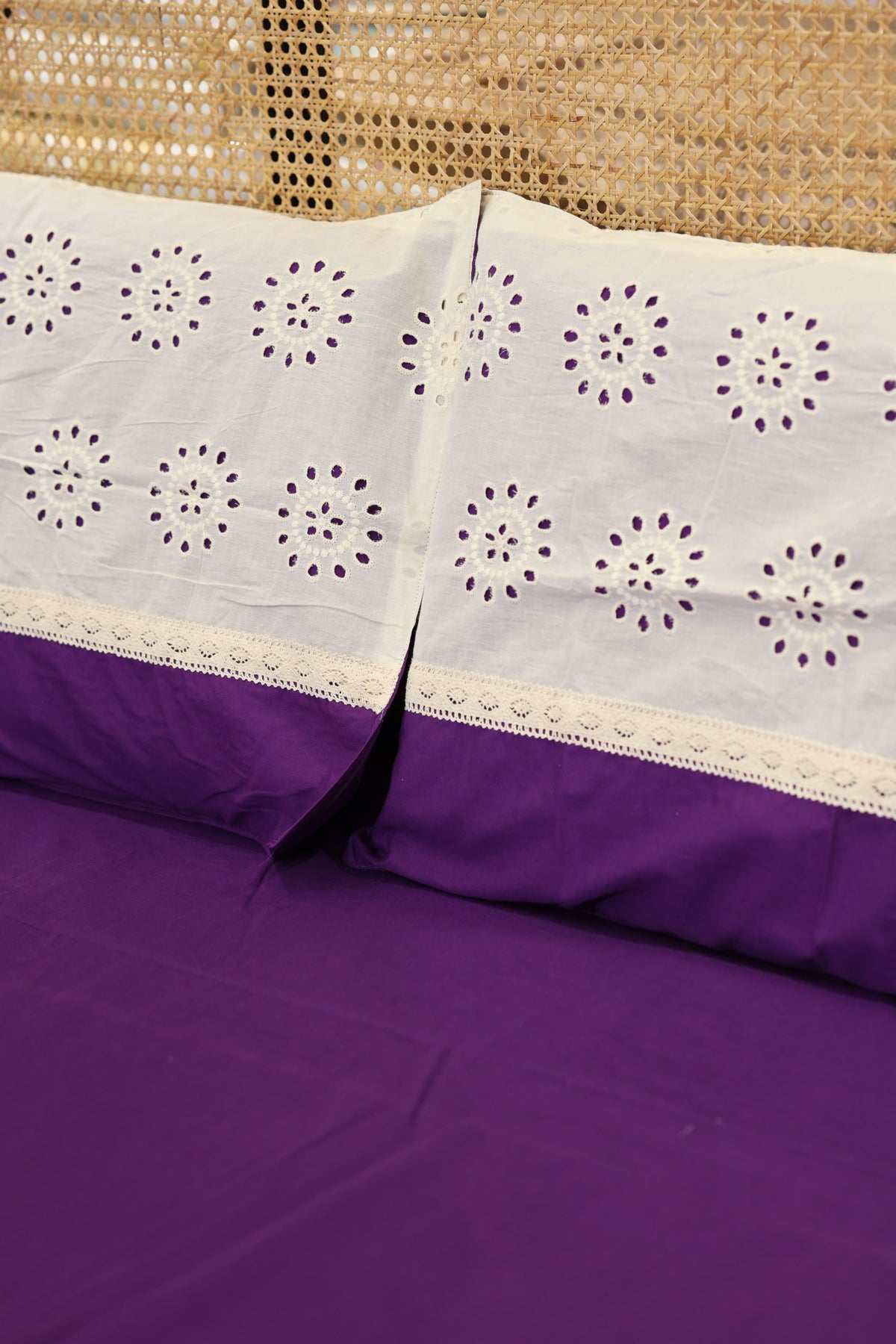 Bedsheets - Premium designer king bedsheets dd lace
