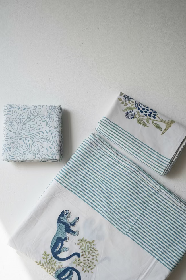 Bedsheets - King percale cotton handblock soft lily  bedsheets