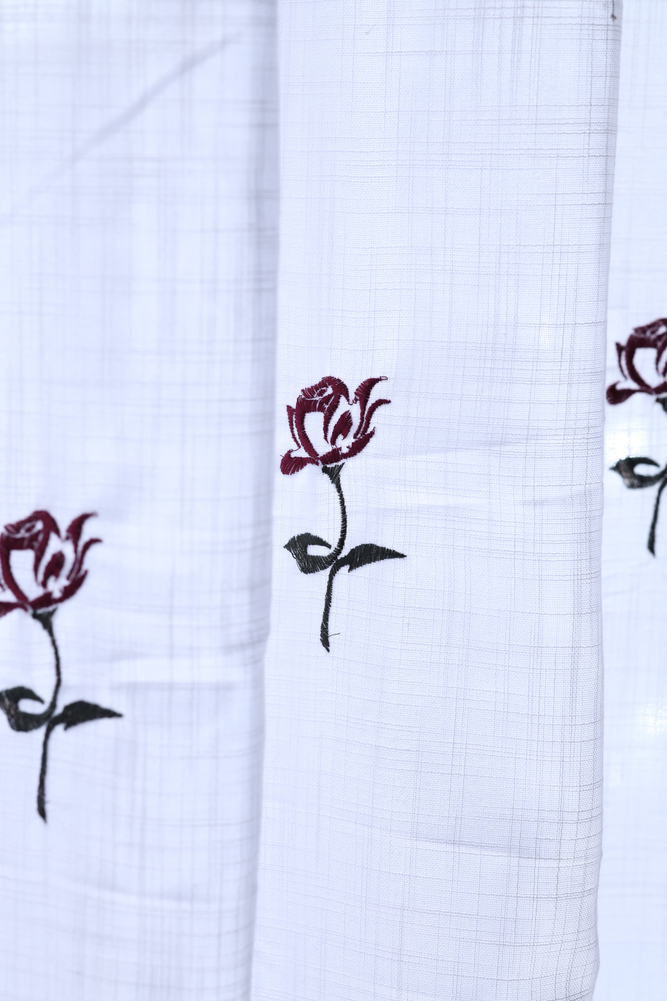Curtains - Embroidery Semi transparent curtains LINEN Bud (pink base)