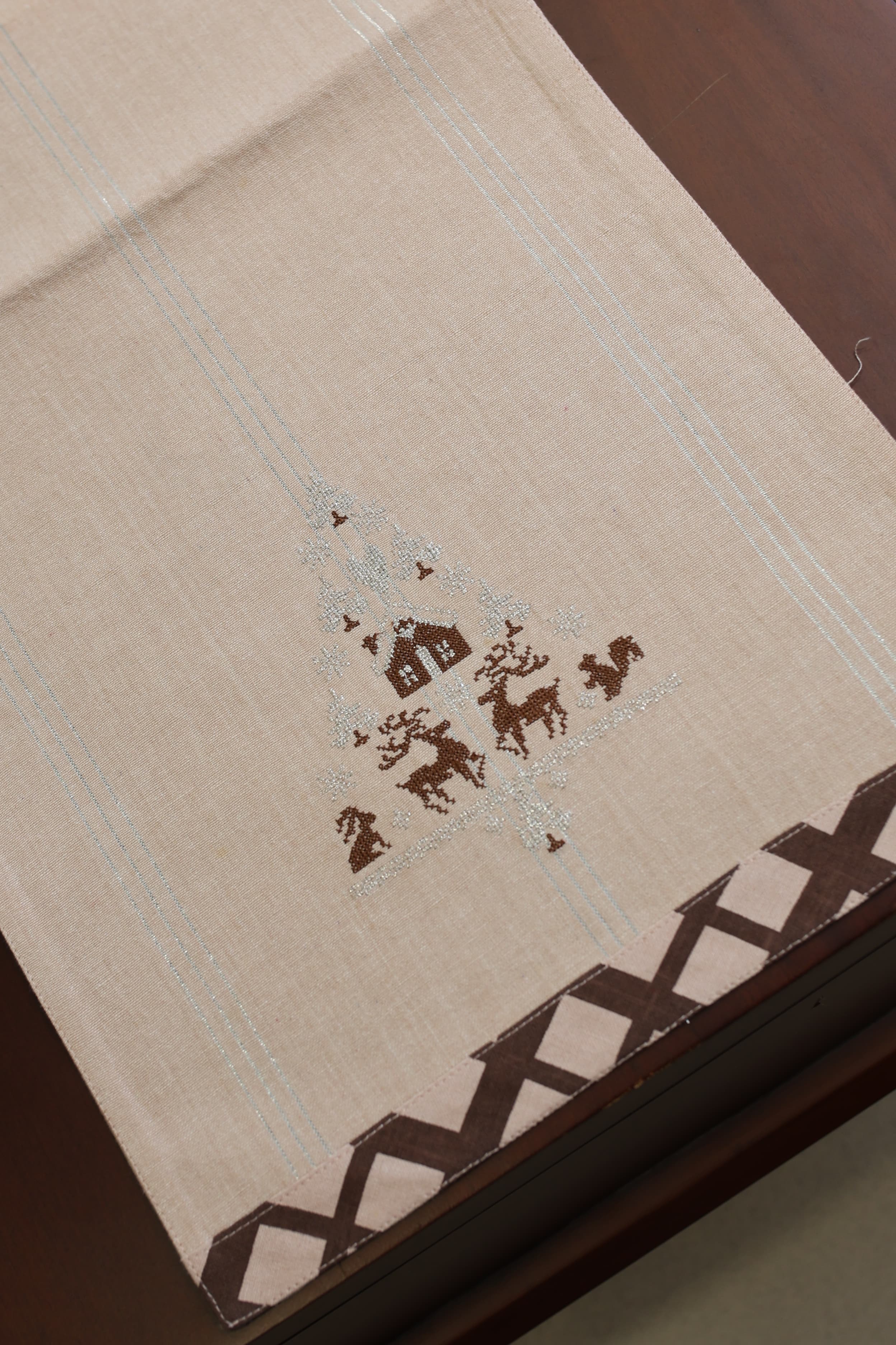 Table Runner - 4 Seater Xmas edition