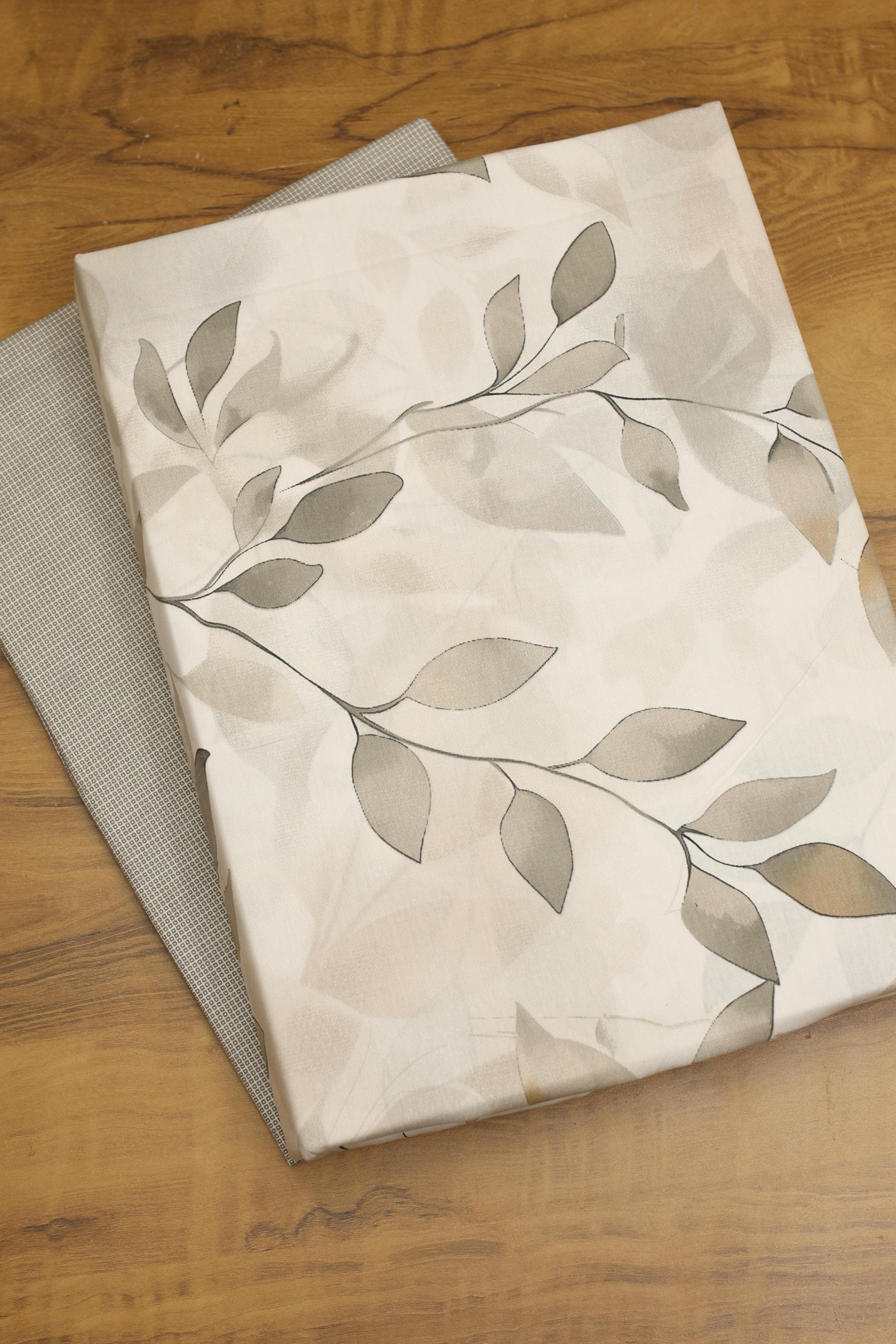 Bedsheets - Queen Soft cotton floral bedsheets (buzz)