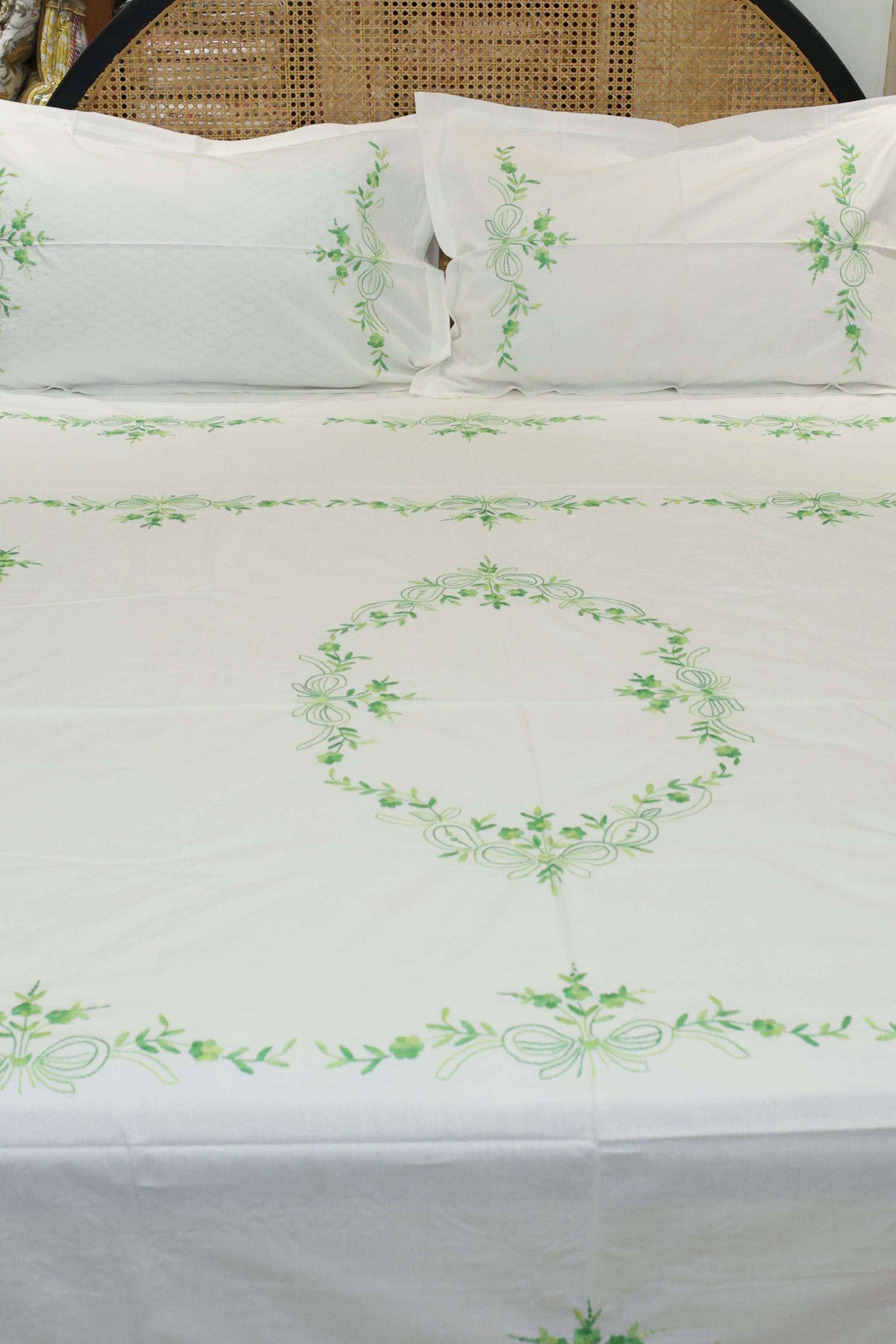 Premium Hand Embroidery Cotton King Size Bedsheet Set with 2 Pillow Covers HEK