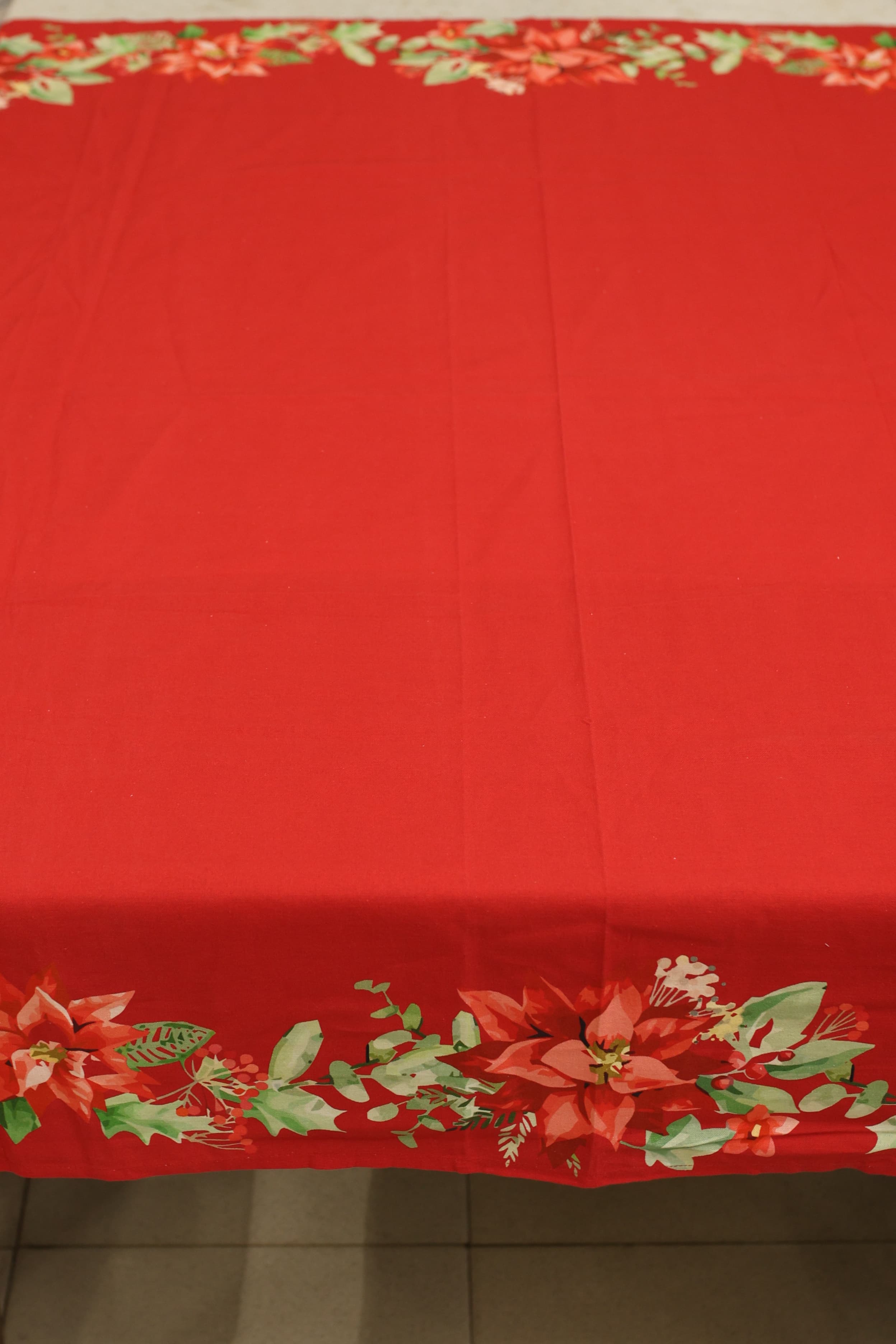 Table cloths - 4 seater Xmas edition