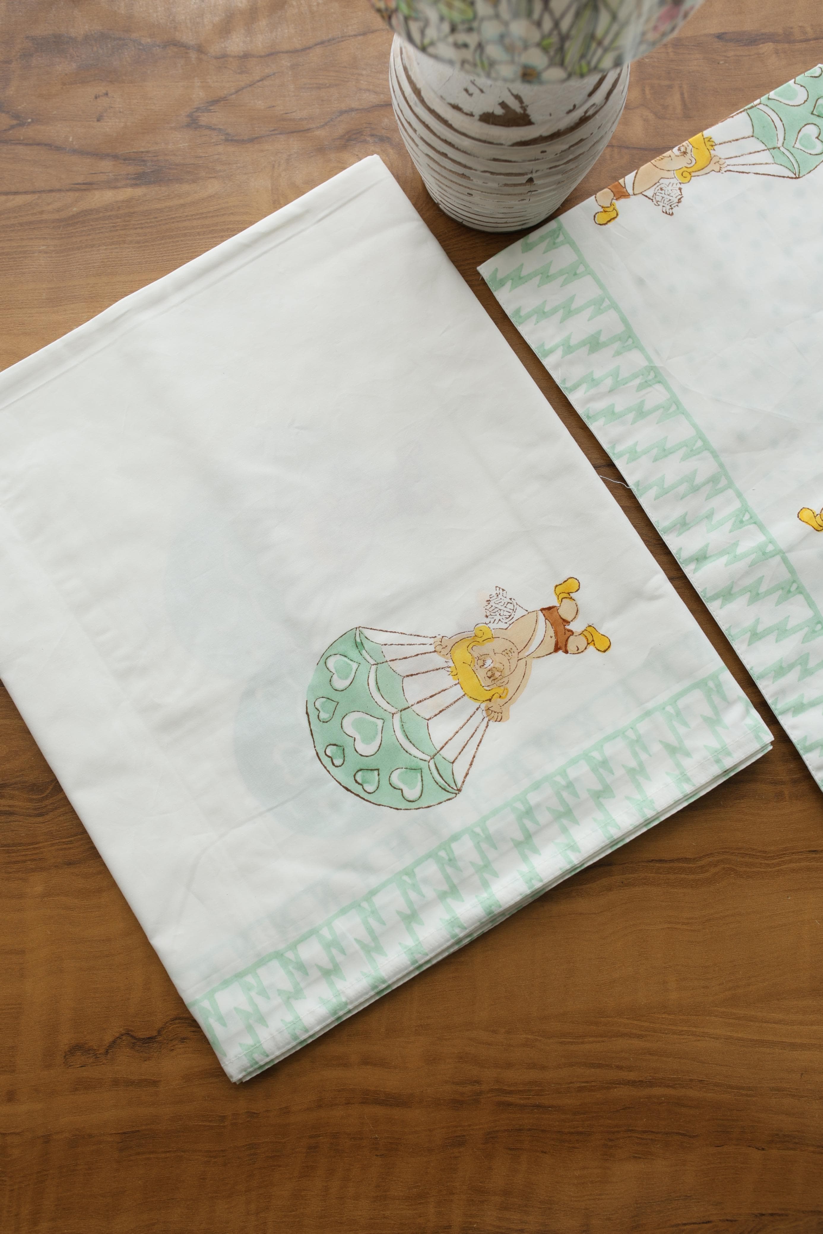 White Lilly Cotton Handblock Percale Single Bedsheet