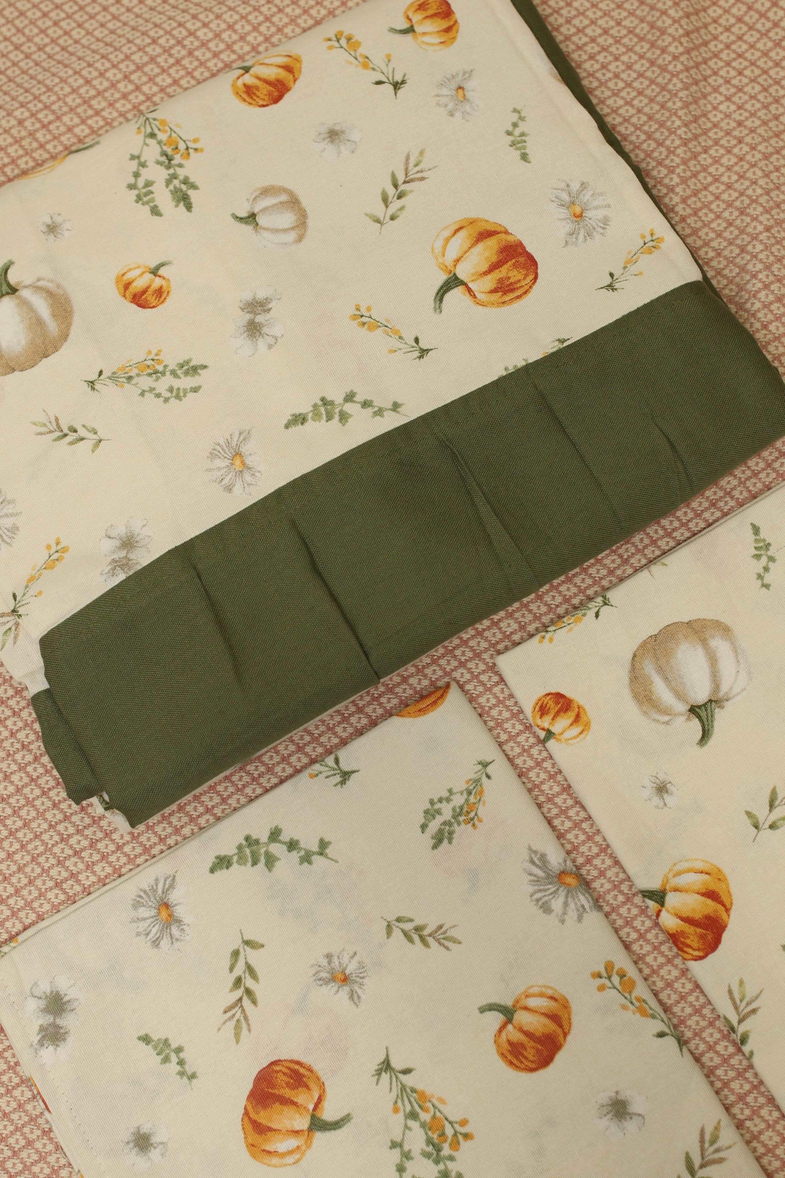 Bedsheets - King daily use border bedsheets