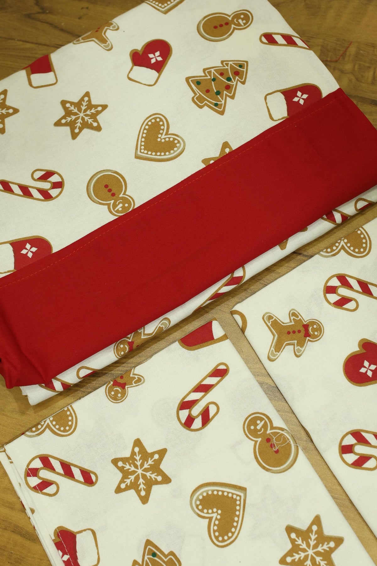 Bedsheets - Queen daily use border bedsheets