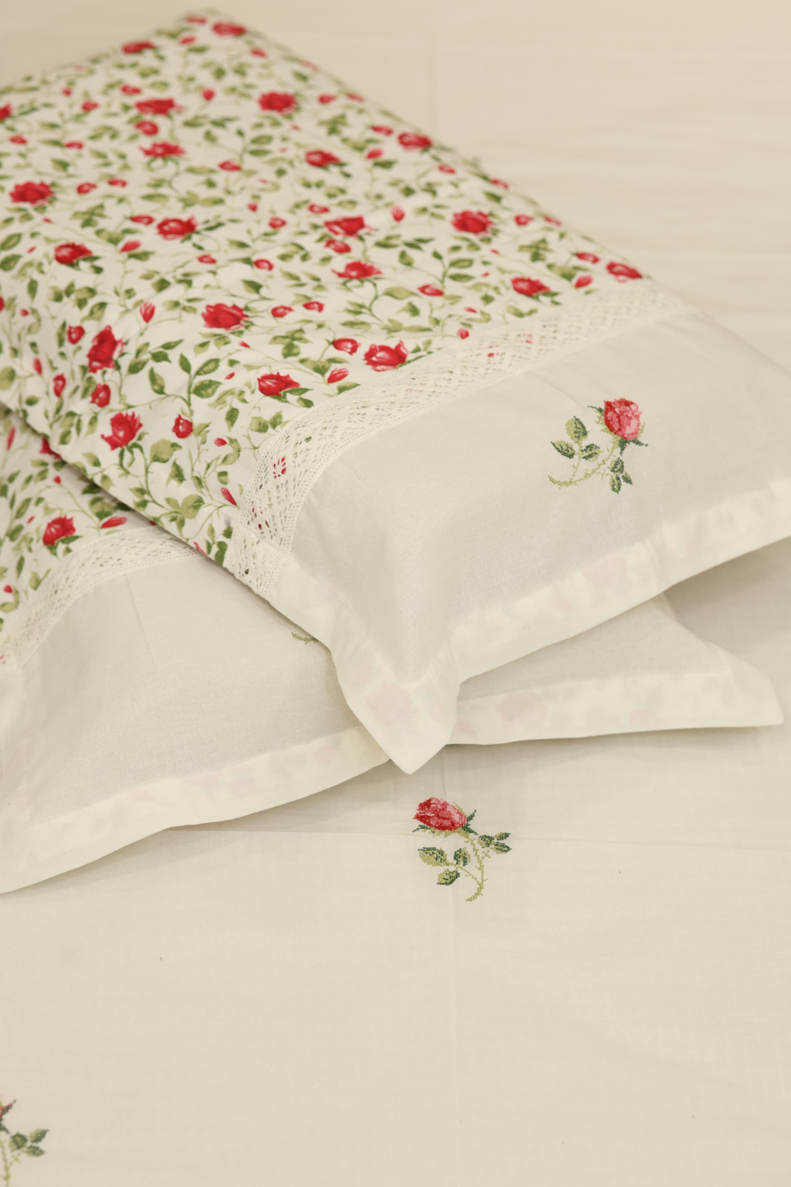 Premium Cross stitch Embroidery Cotton King Size Bedspread Set Cottage collections 1