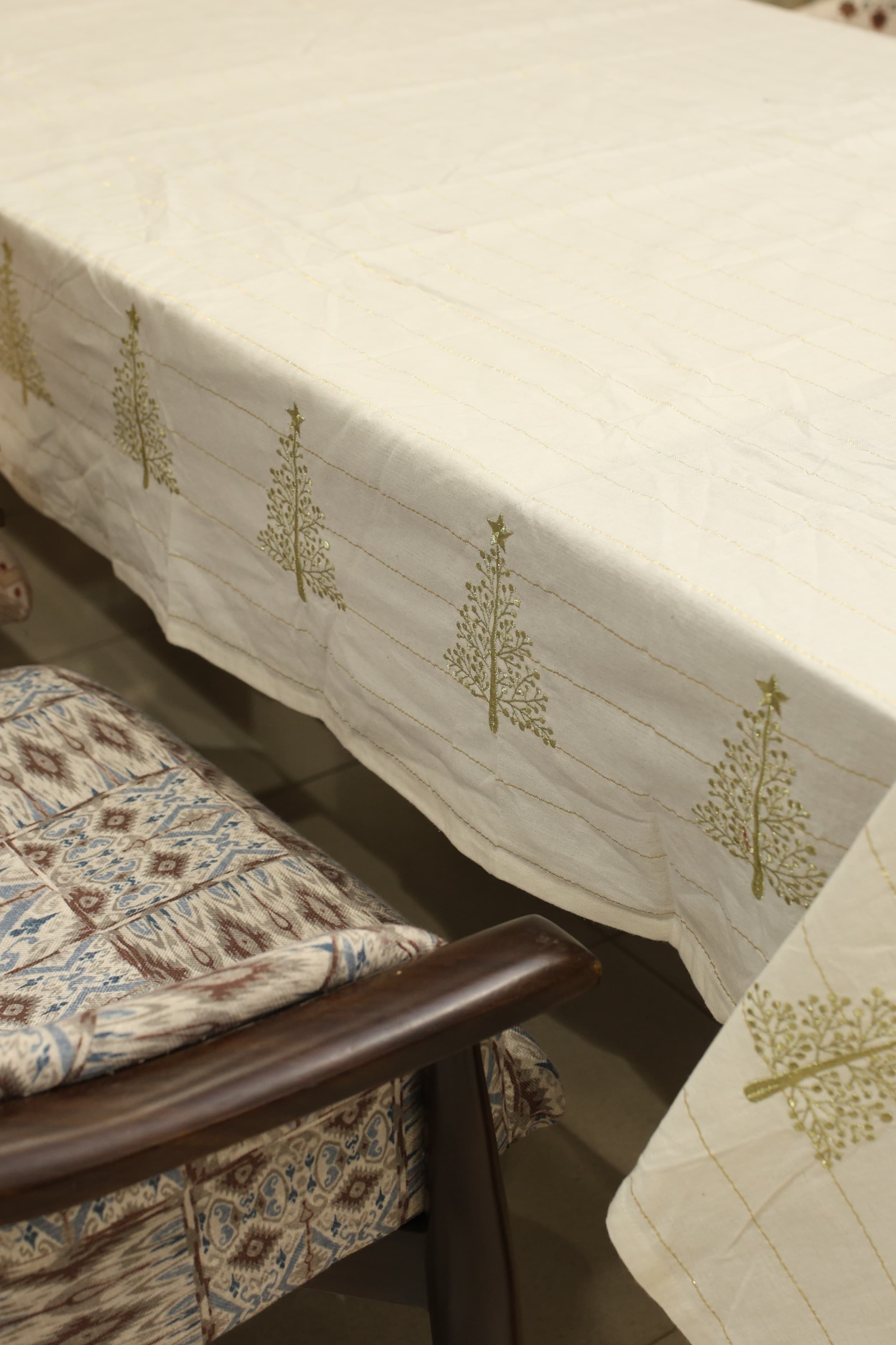 Table cloths - 6 seater Xmas edition