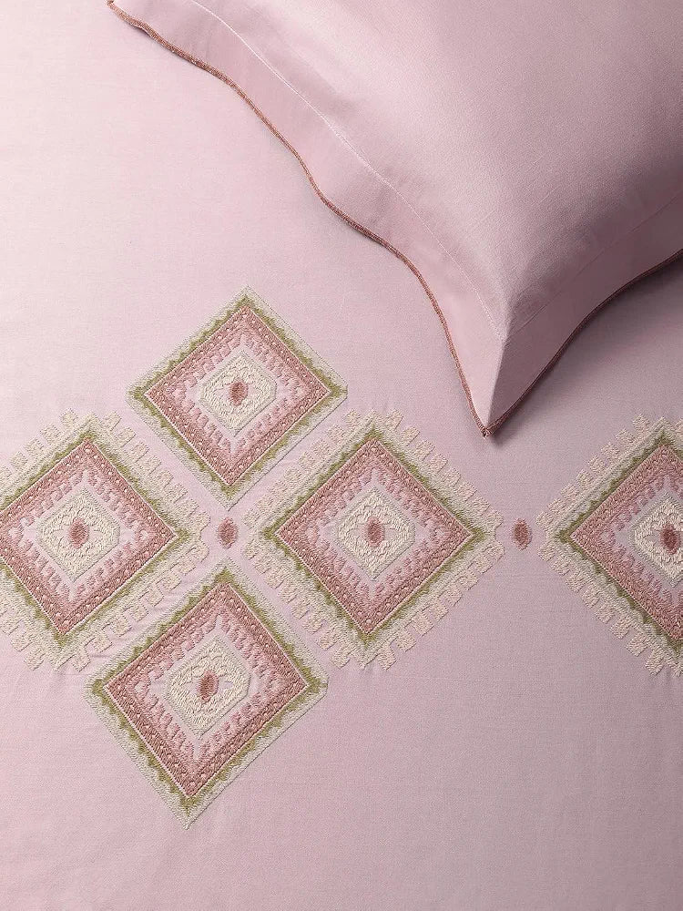 Bedsheets - King Premium machine embroidery bedsheets Sansaar