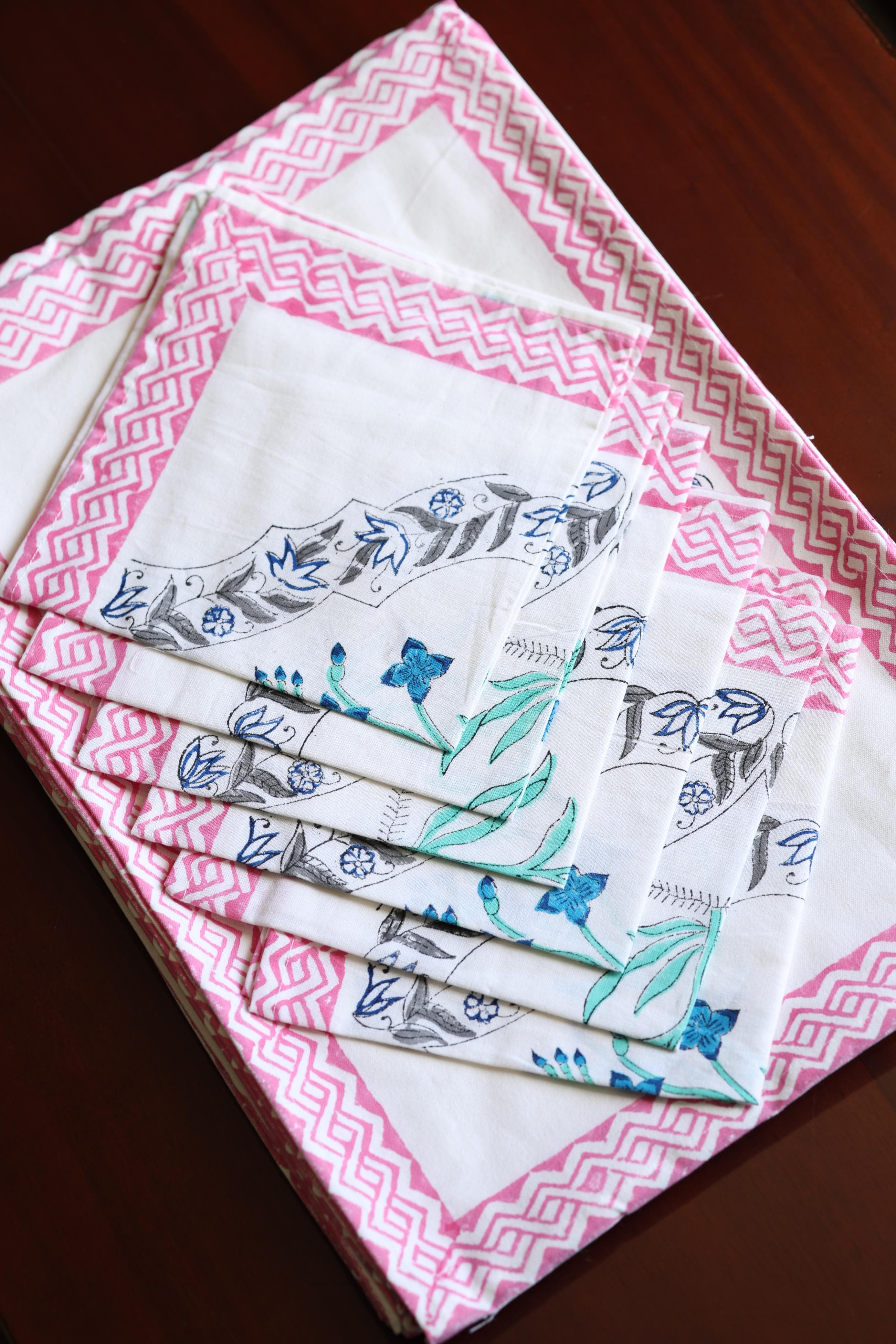 TABLE SET