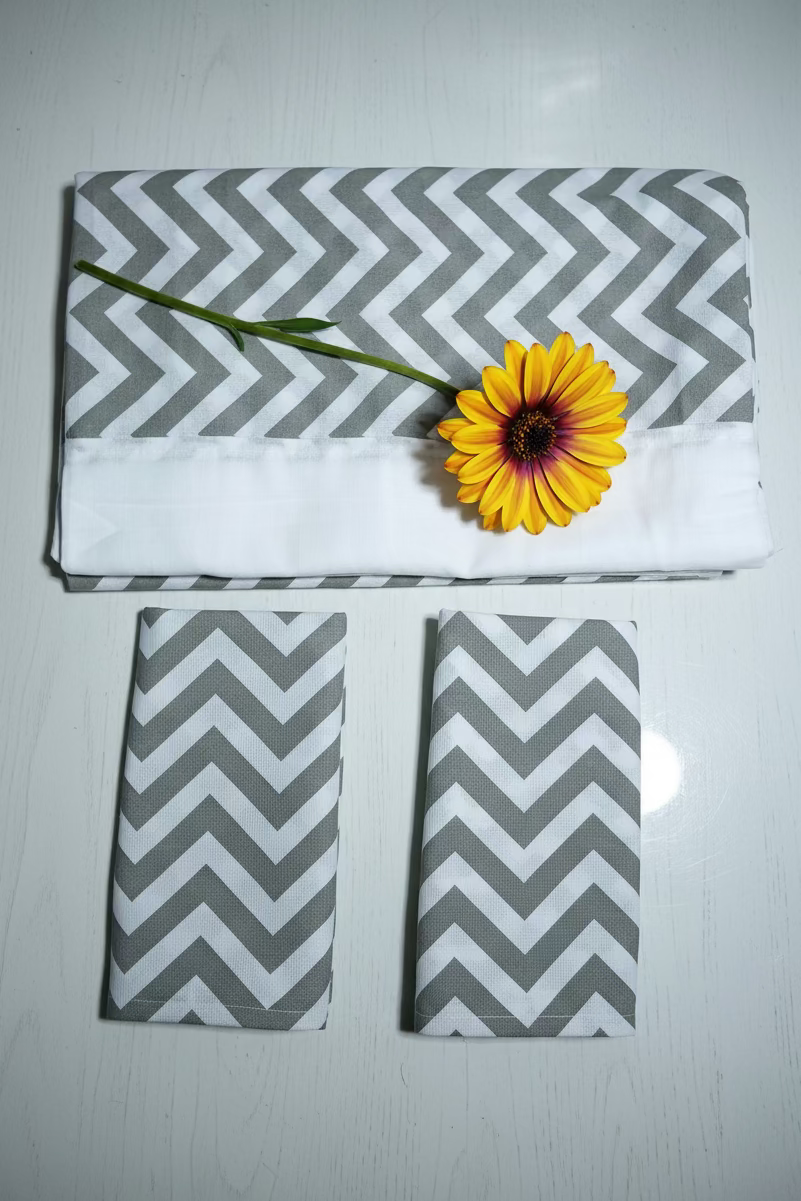 Bedsheets-Queen daily use border bedsheets