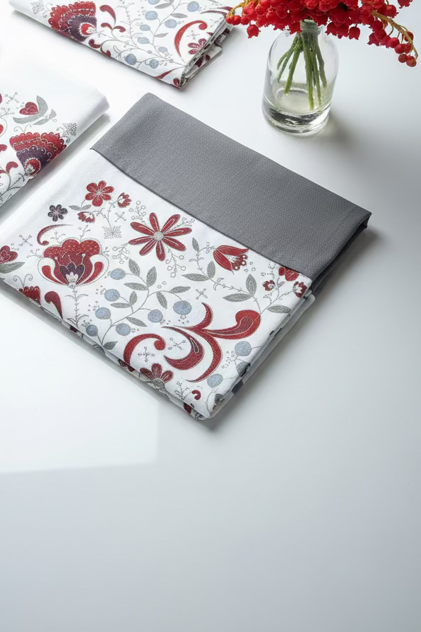Bedsheets-Queen daily use border bedsheets