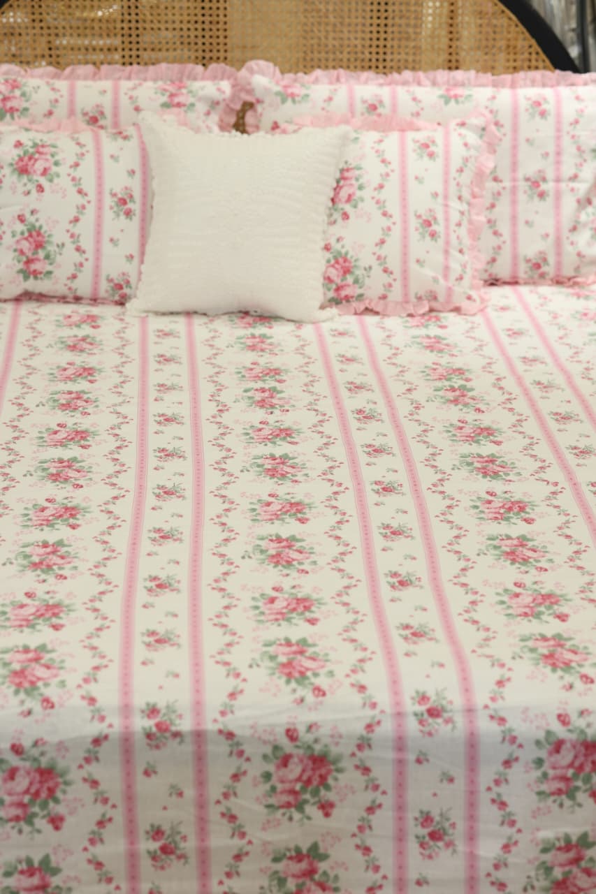 Bedsheets - Premium Queen floral printed lace bedsheet with cushion covers Rosebud