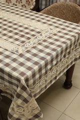 Classic Checkered 6 -Seater Tablecloth with Embroidered Lace Border
