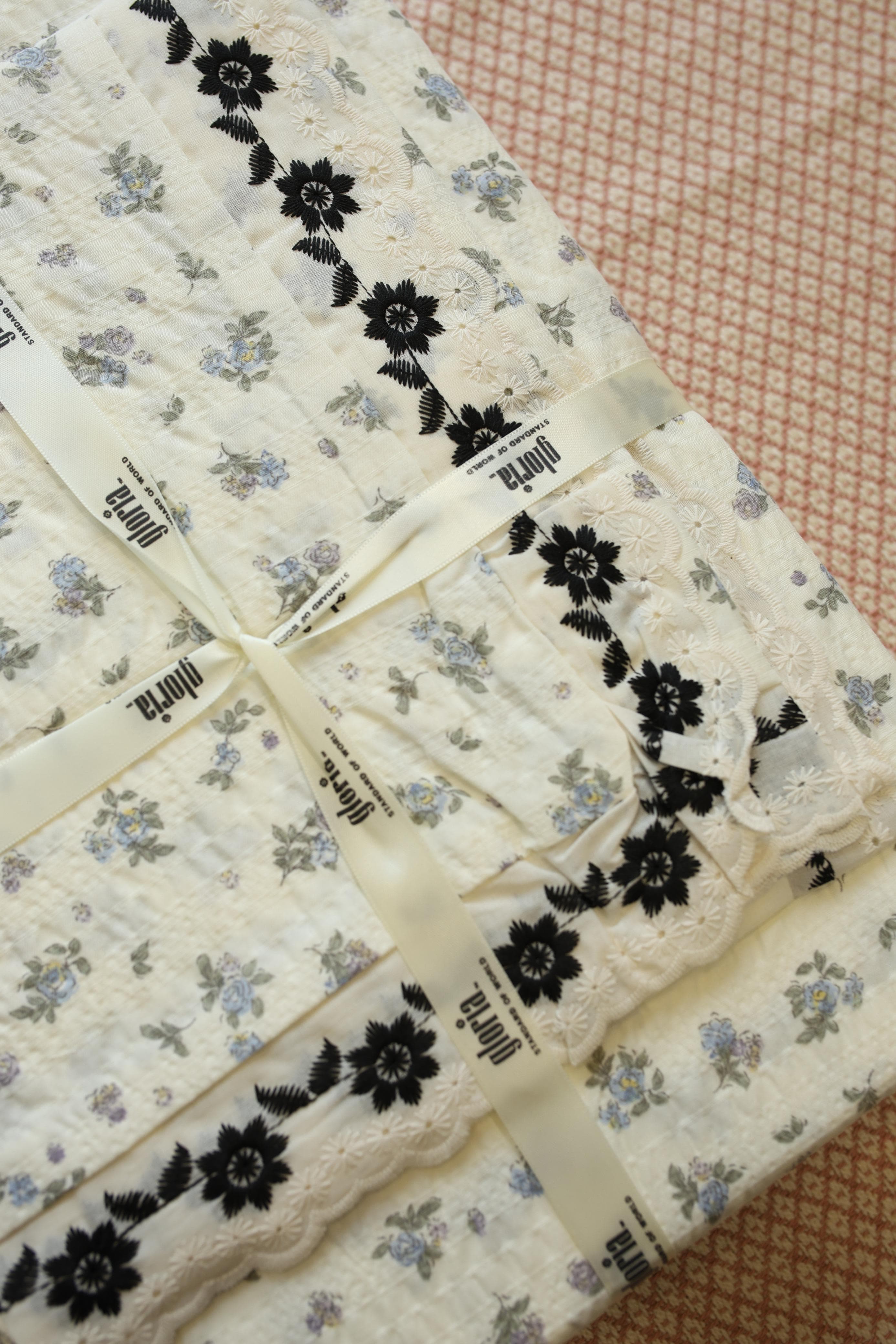 Bedsheets - Premium King soft cotton lace bedsheets majestic