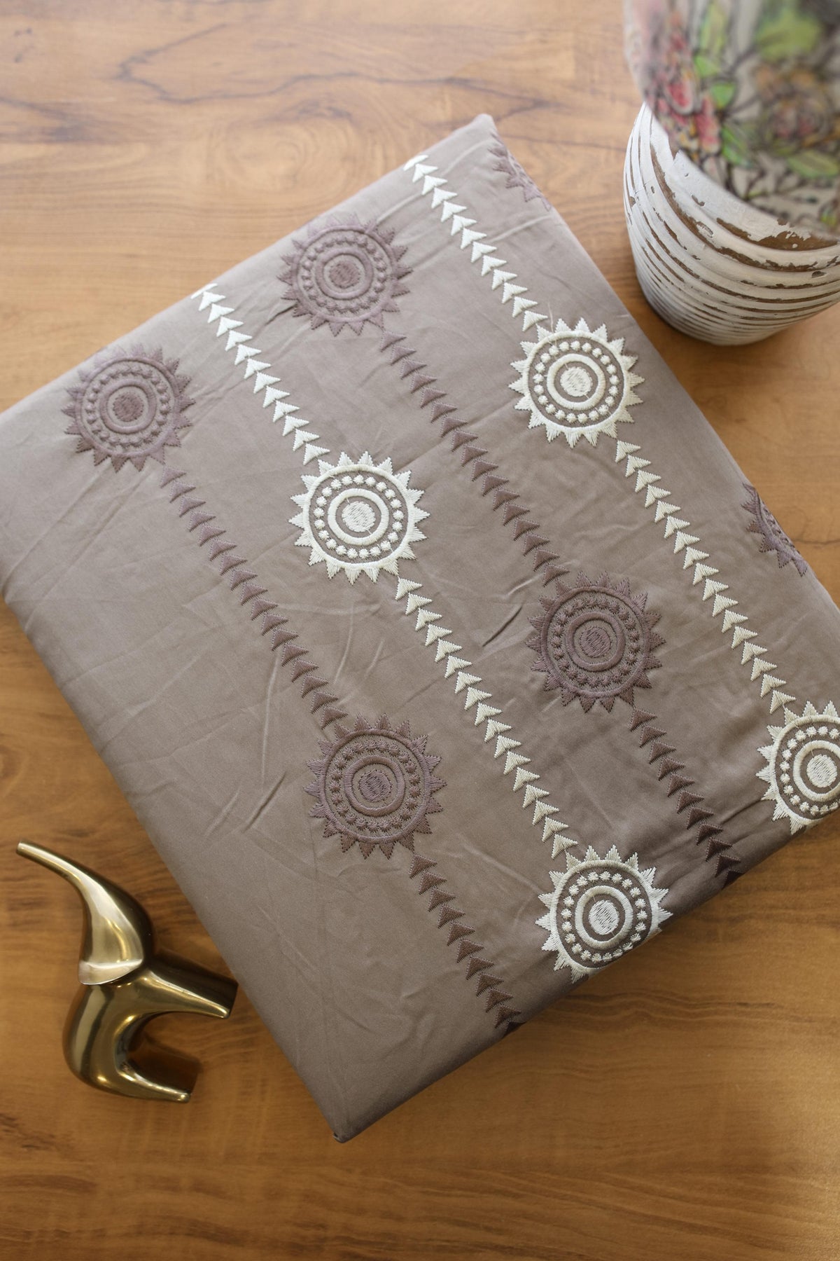 Bedsheets - Premium King Machine embroidery Soft cotton bedsheets
