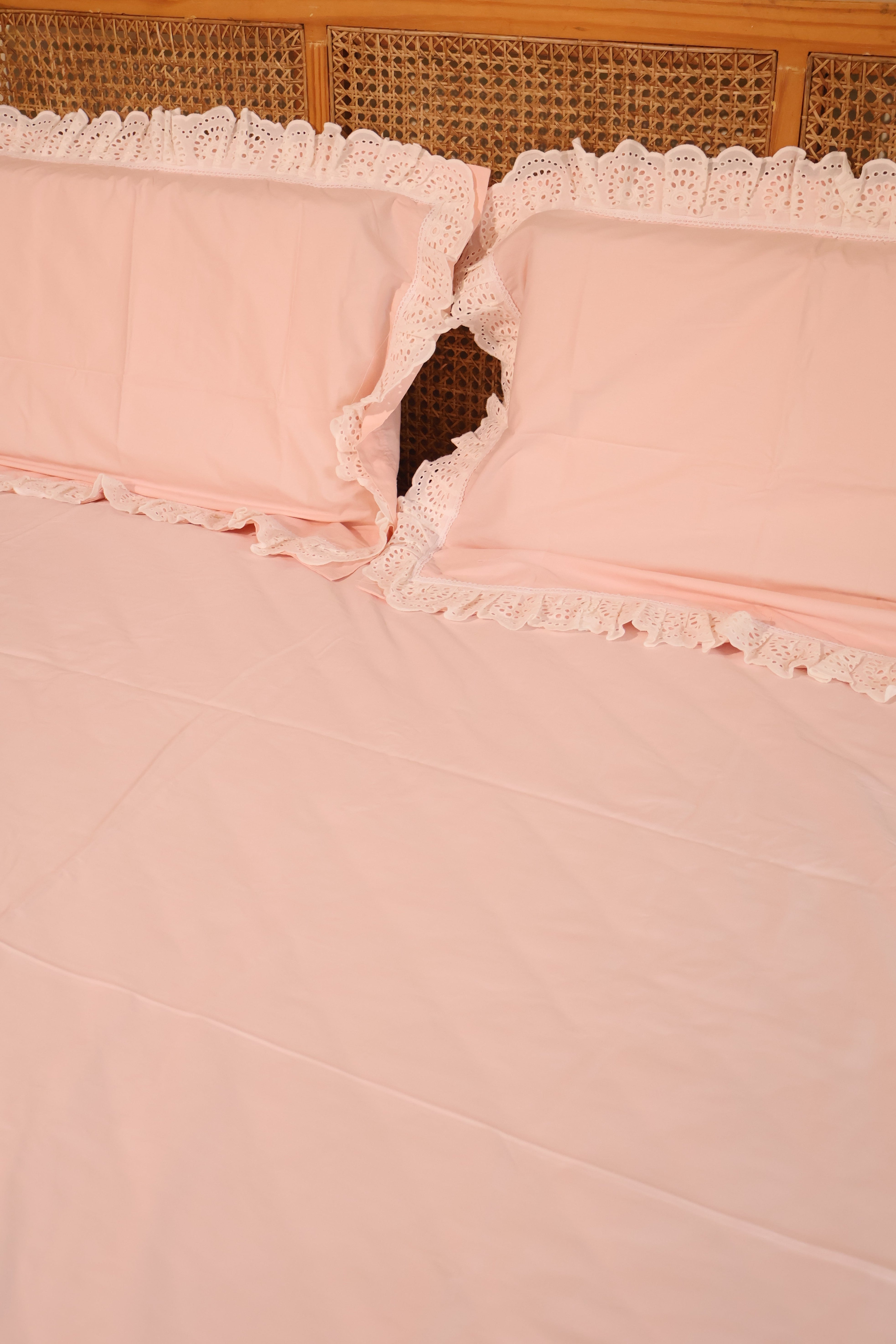 Bedsheets - Premium designer king bedsheets dd lace