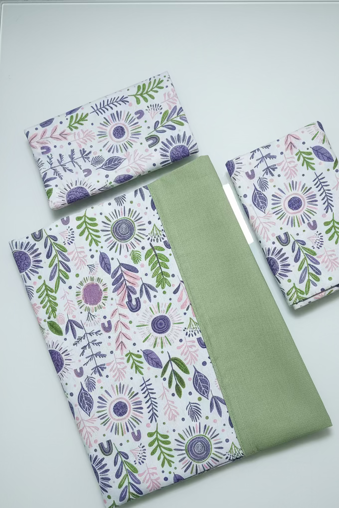Bedsheets - Queen daily use border bedsheets