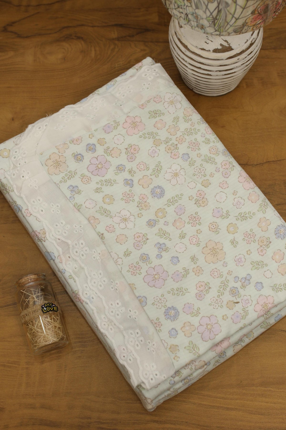 Bedsheets - King soft cotton lace bedsheets majestic Reva