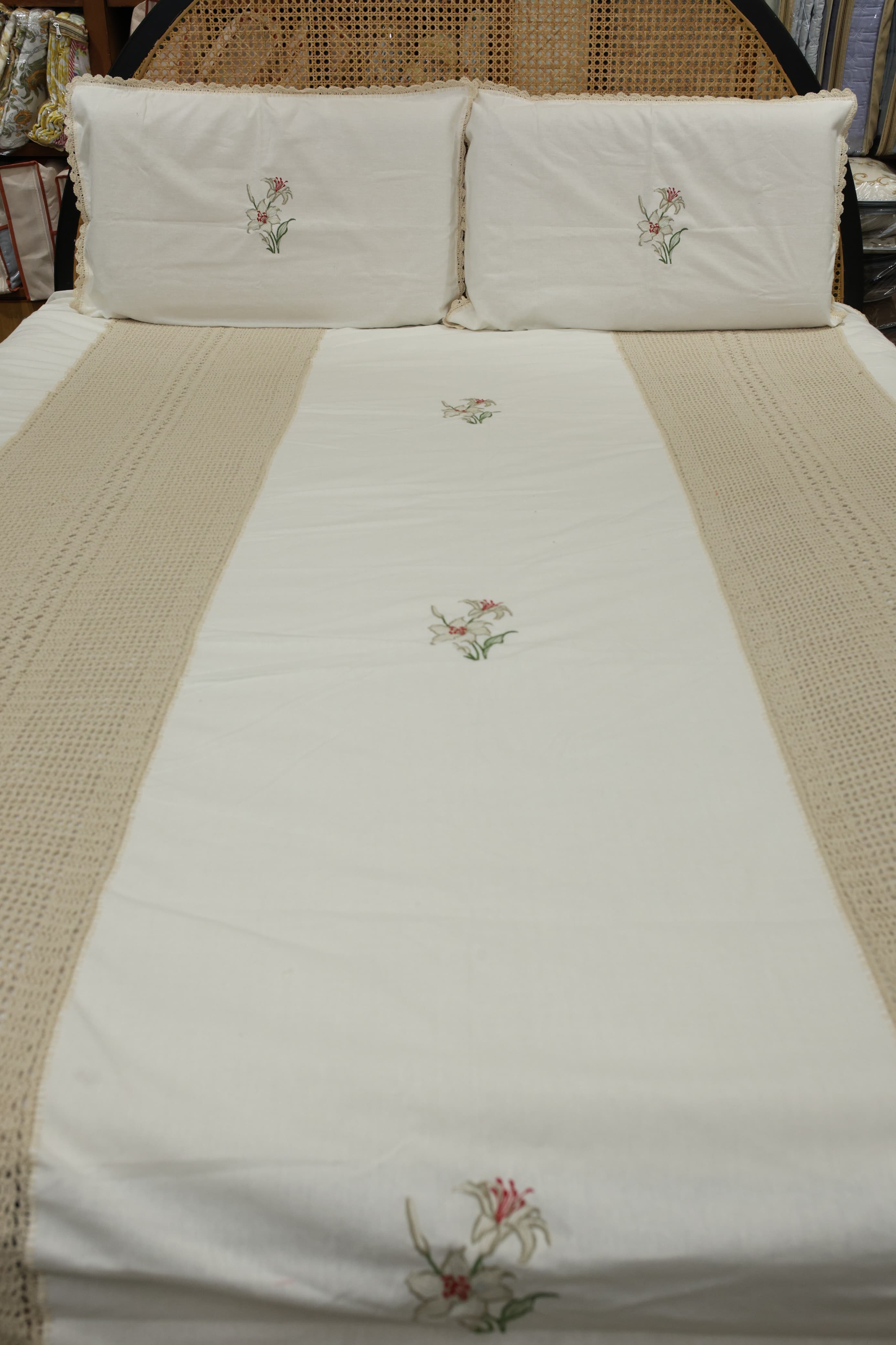 Premium Embroidery Floral Lily Crochet Bedspread Set