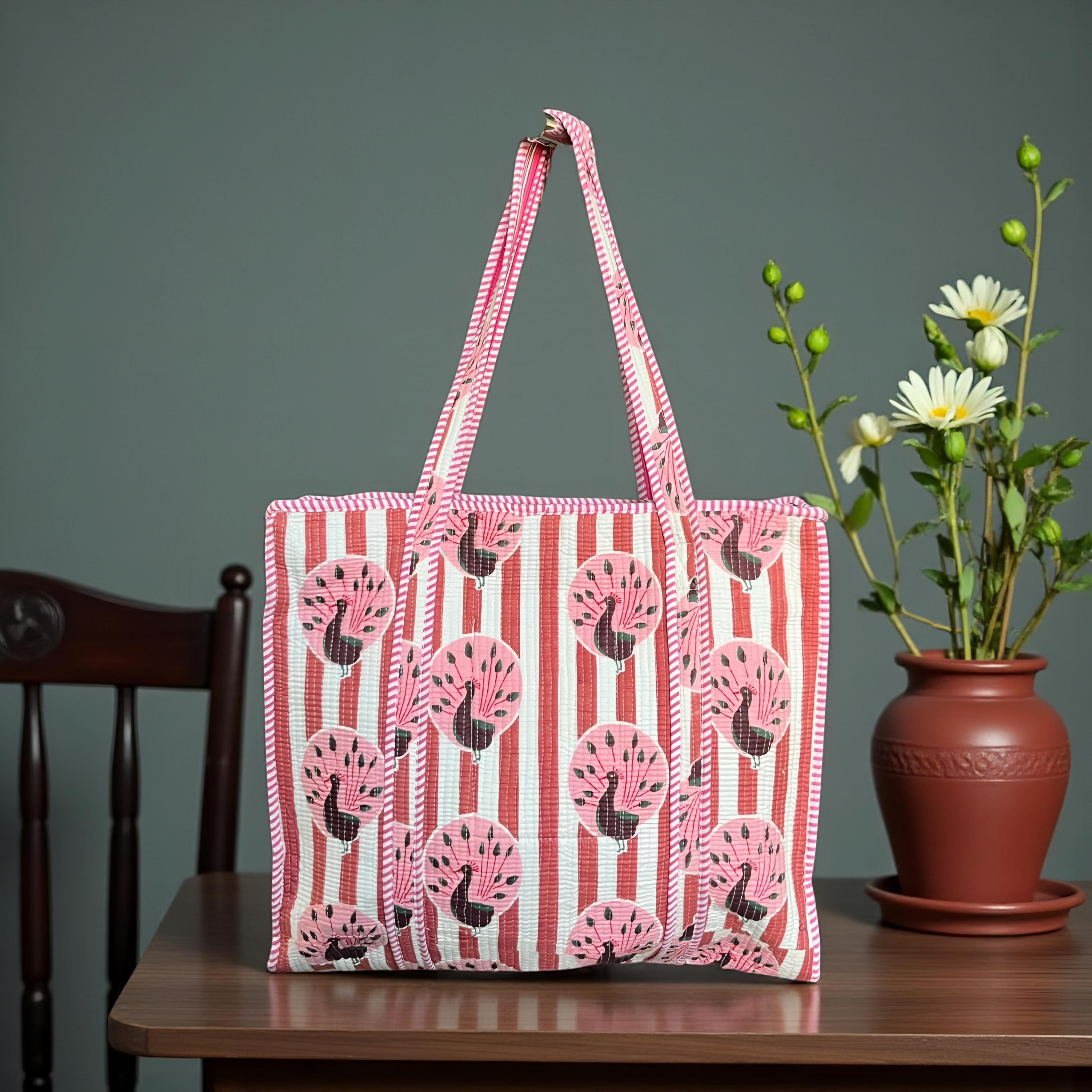 Quilted Lunch bag with bottle pocket outside(Tote bag)