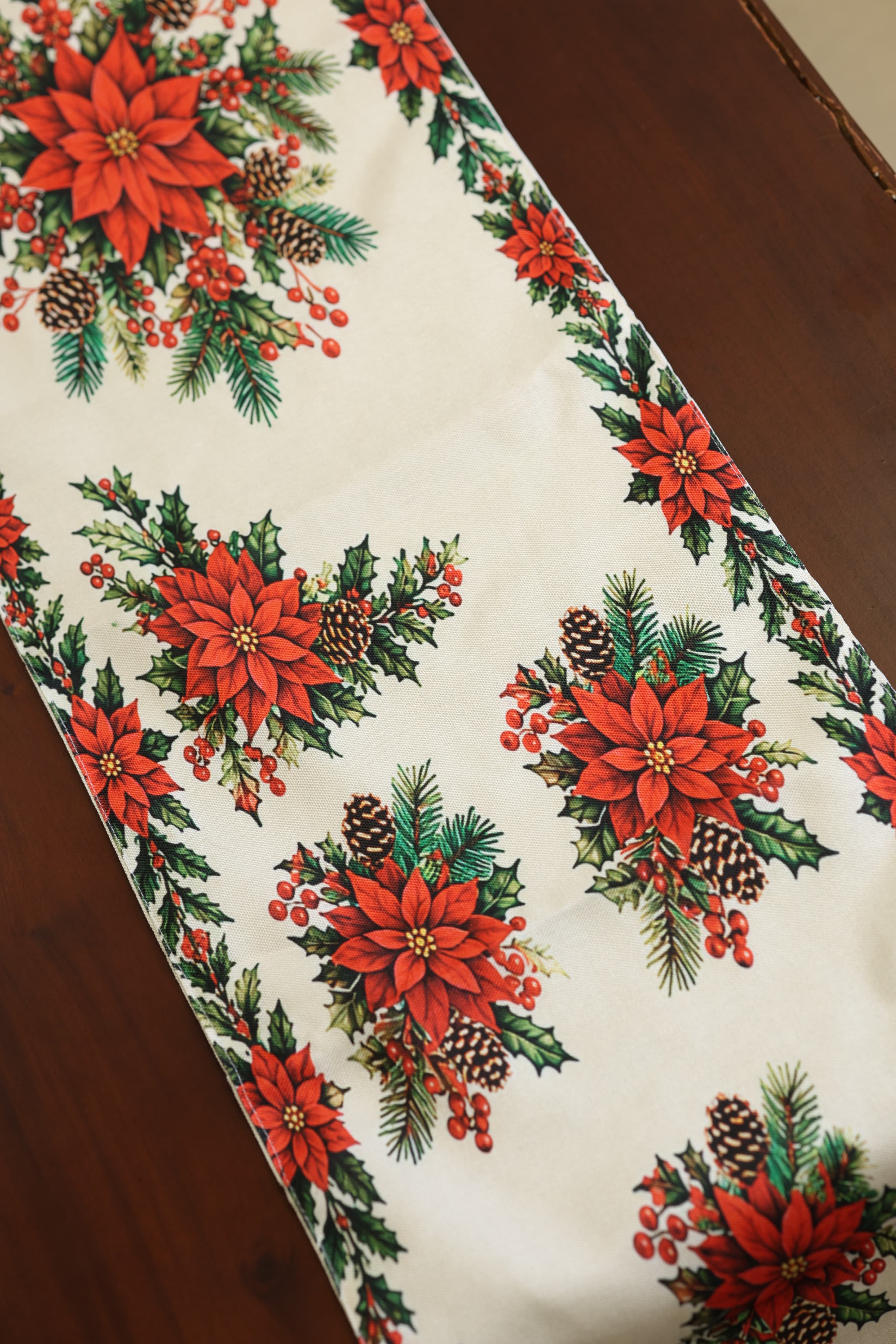 Table Runner - 6 Seater Xmas edition