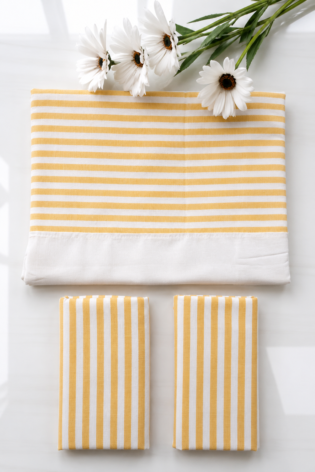 Bedsheets-Queen daily use border bedsheets