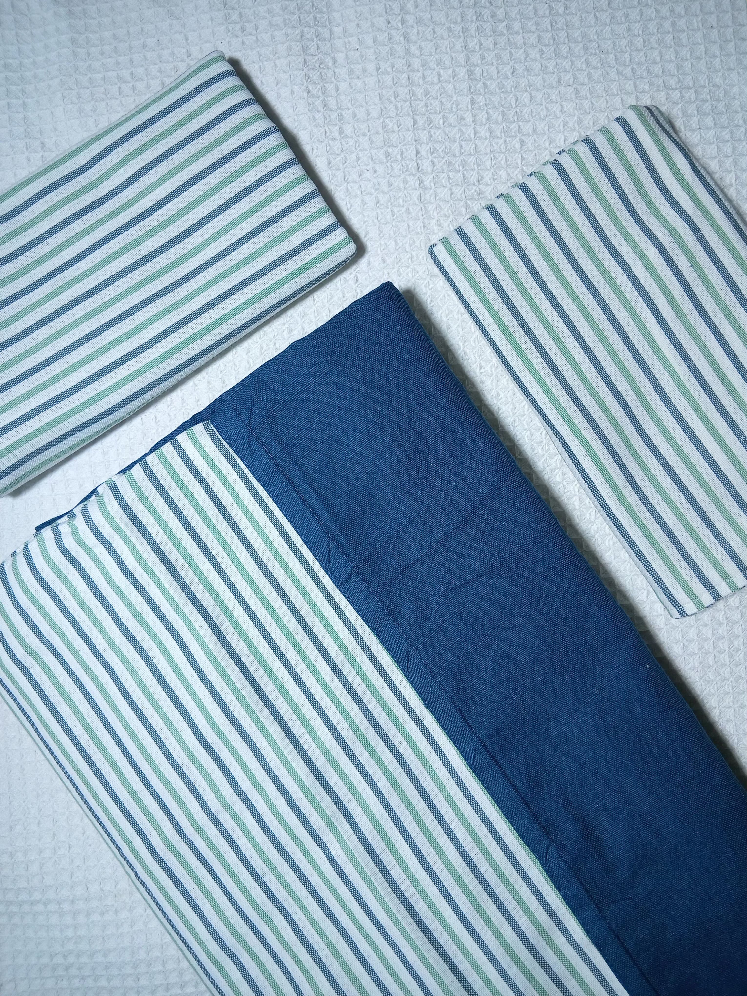 Bedsheets - Queen daily use border bedsheets