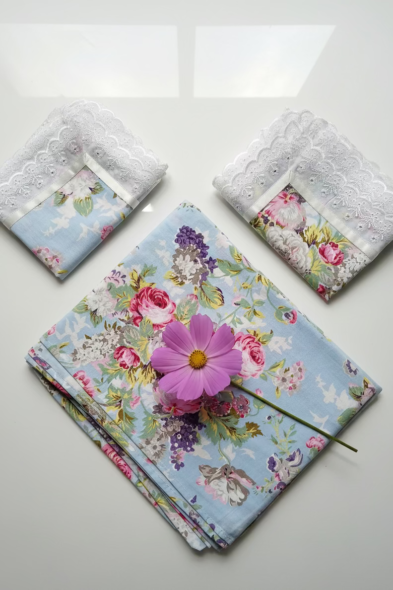 Bedsheets - King anokhi print lace bedsheets