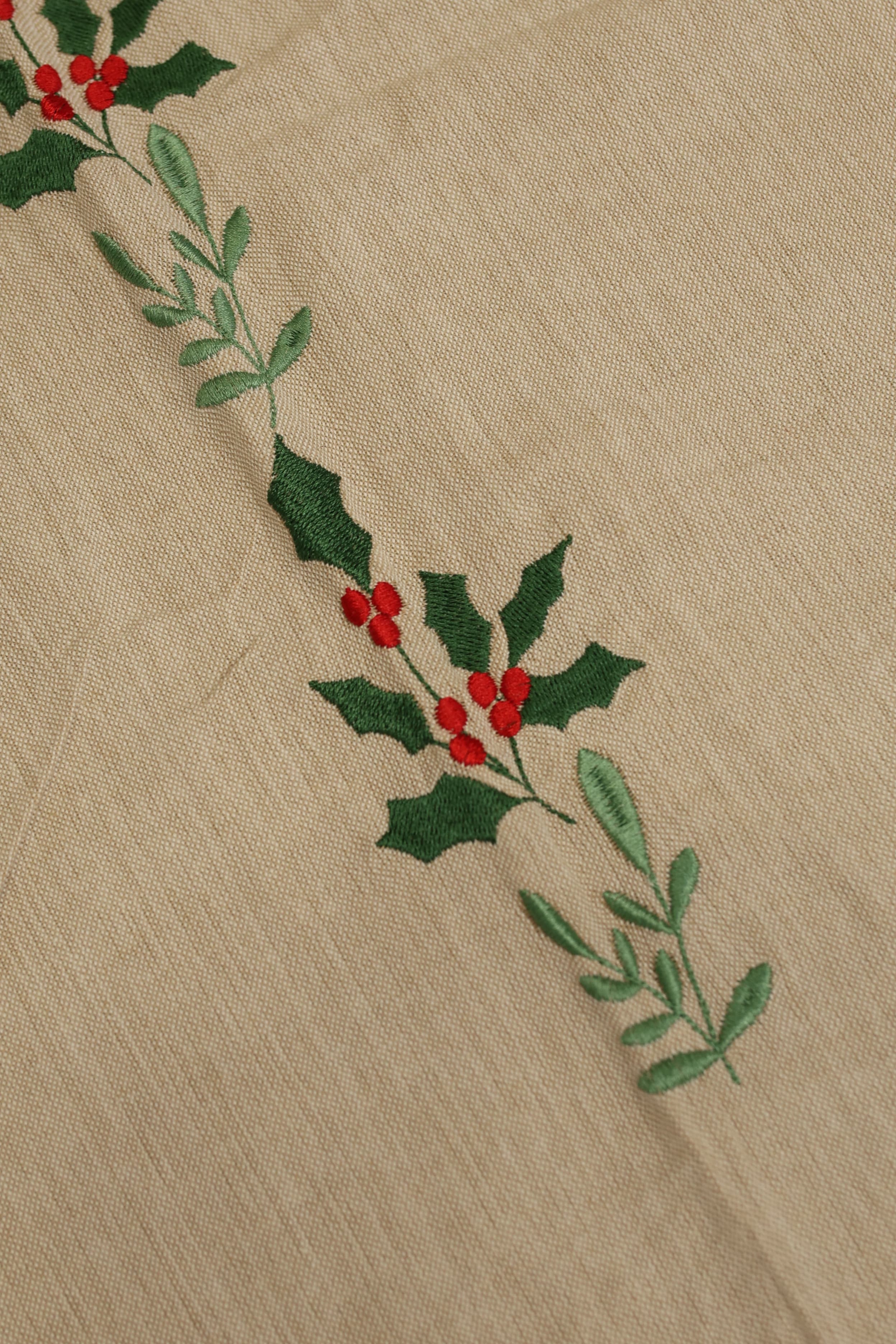 Table cloths - 6 seater Xmas edition