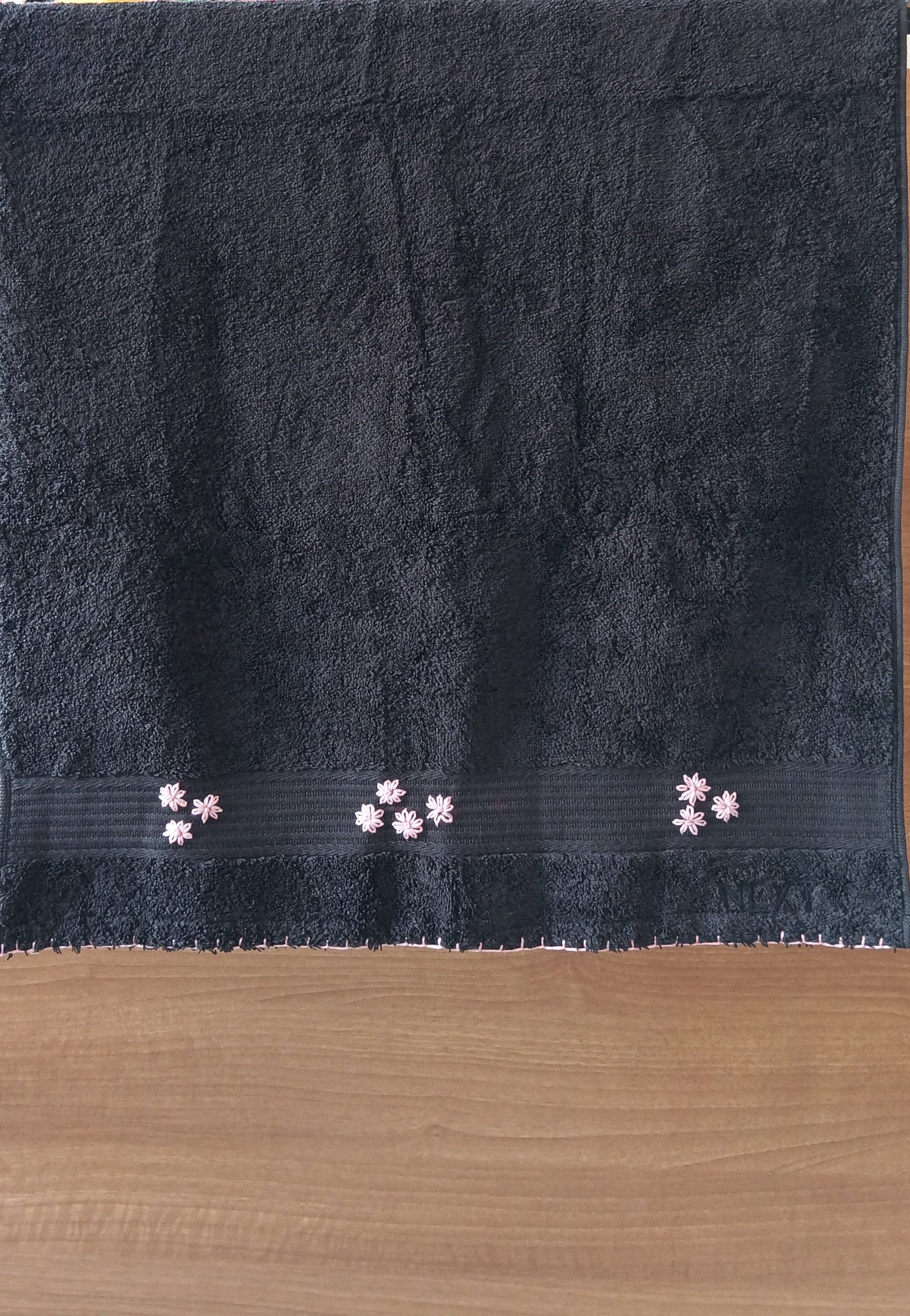 Towels: Embroidered turkey towels (53cm*86cm)