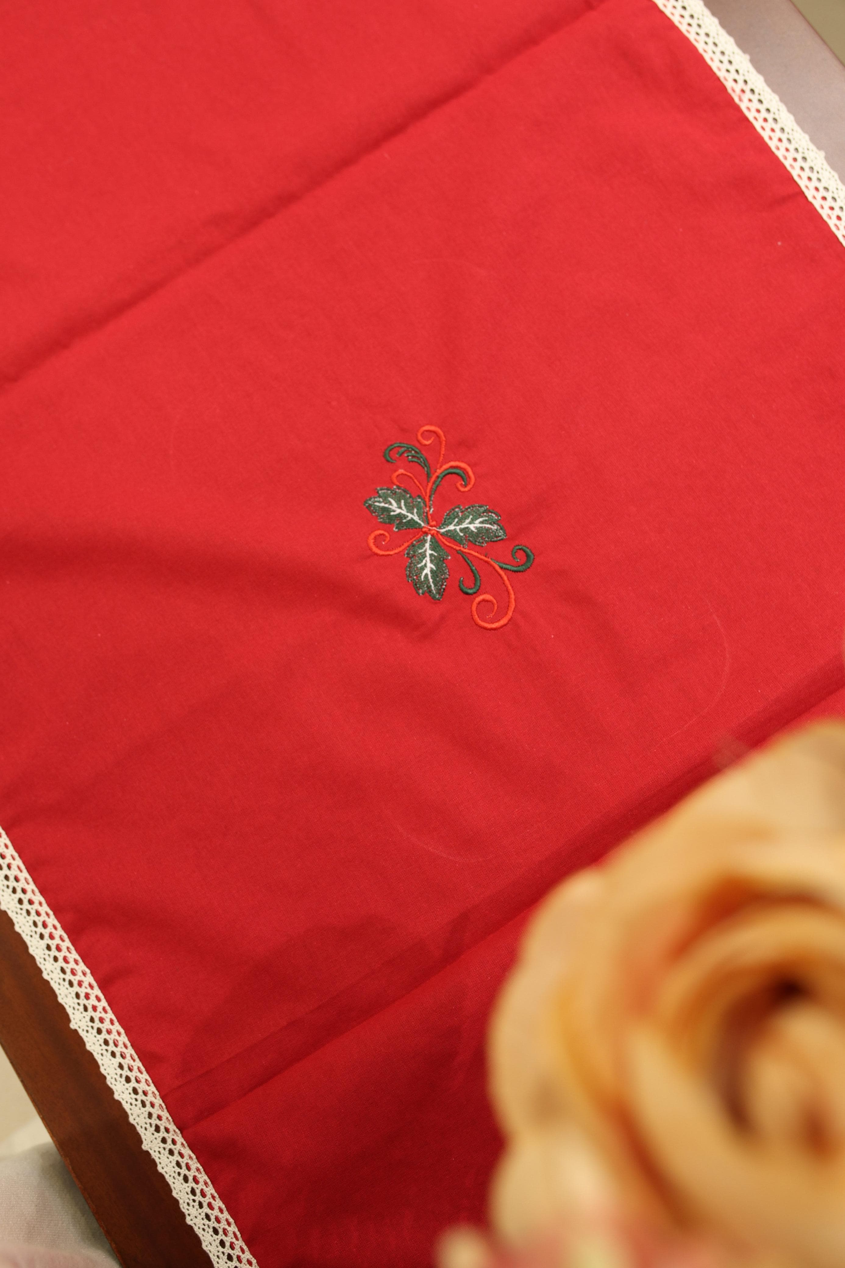 Table runner 8 seater :Xmas edition