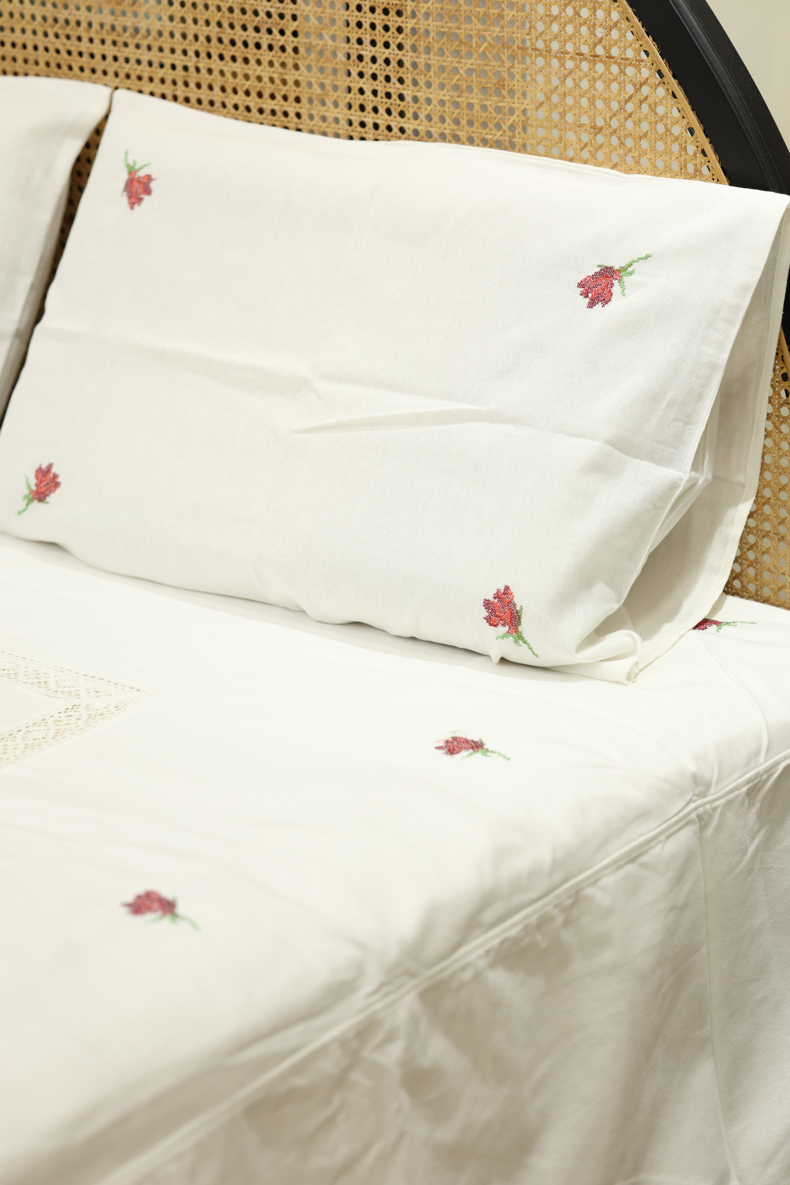 Premium Cross stitch Embroidery Cotton King Size Bedspread Set