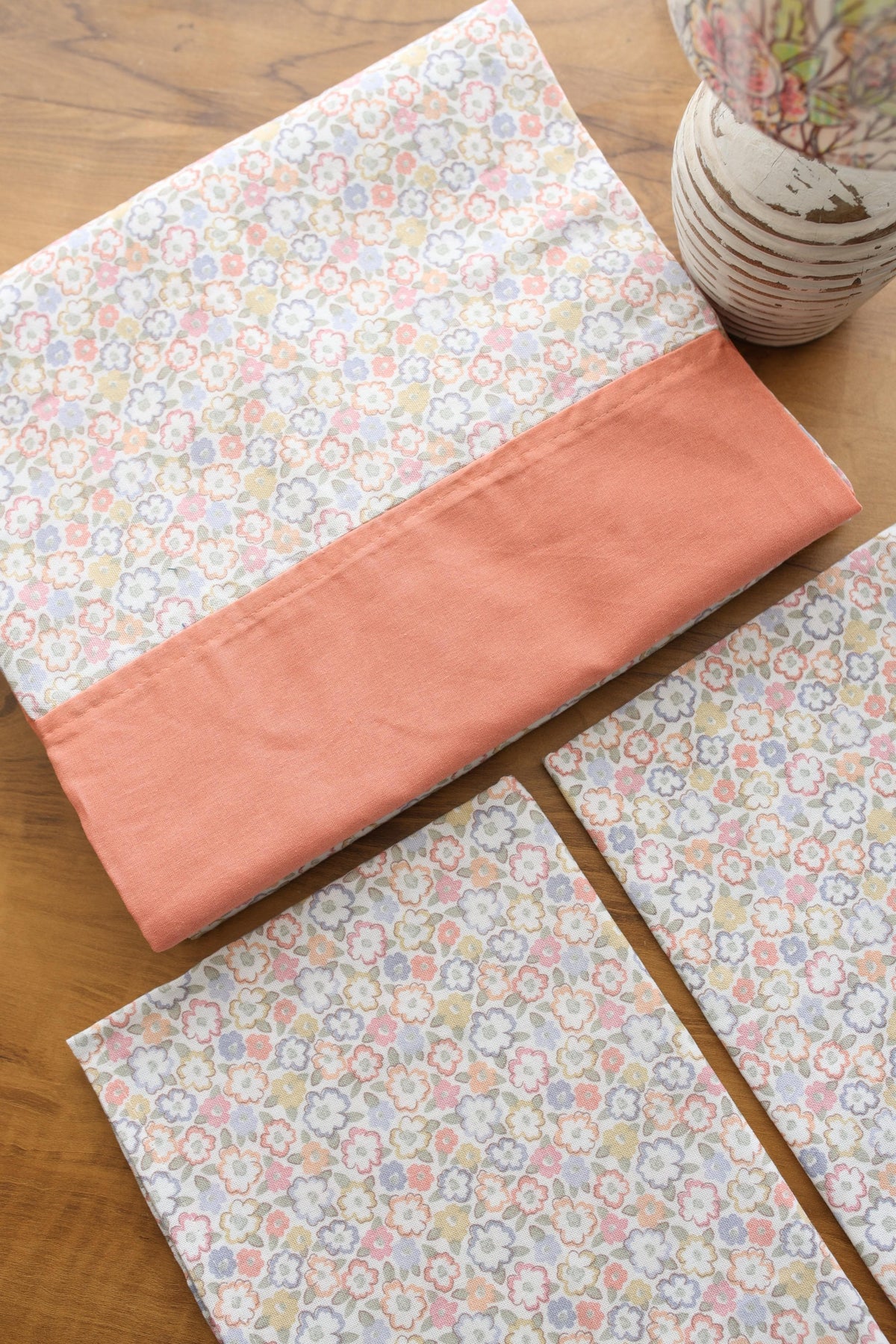 Bedsheets - King daily use border bedsheets