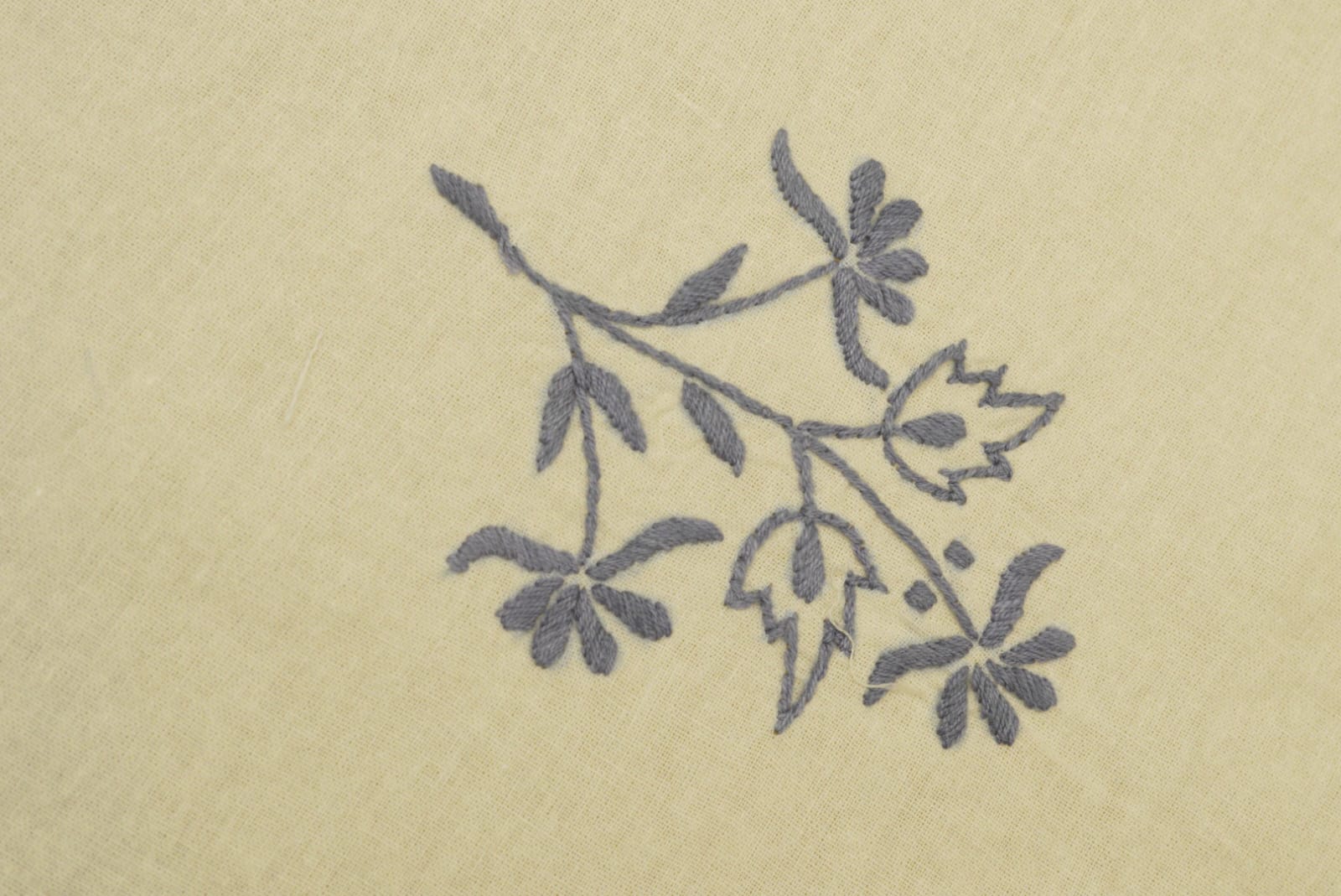 Table cloth -8 seater hand embroidery