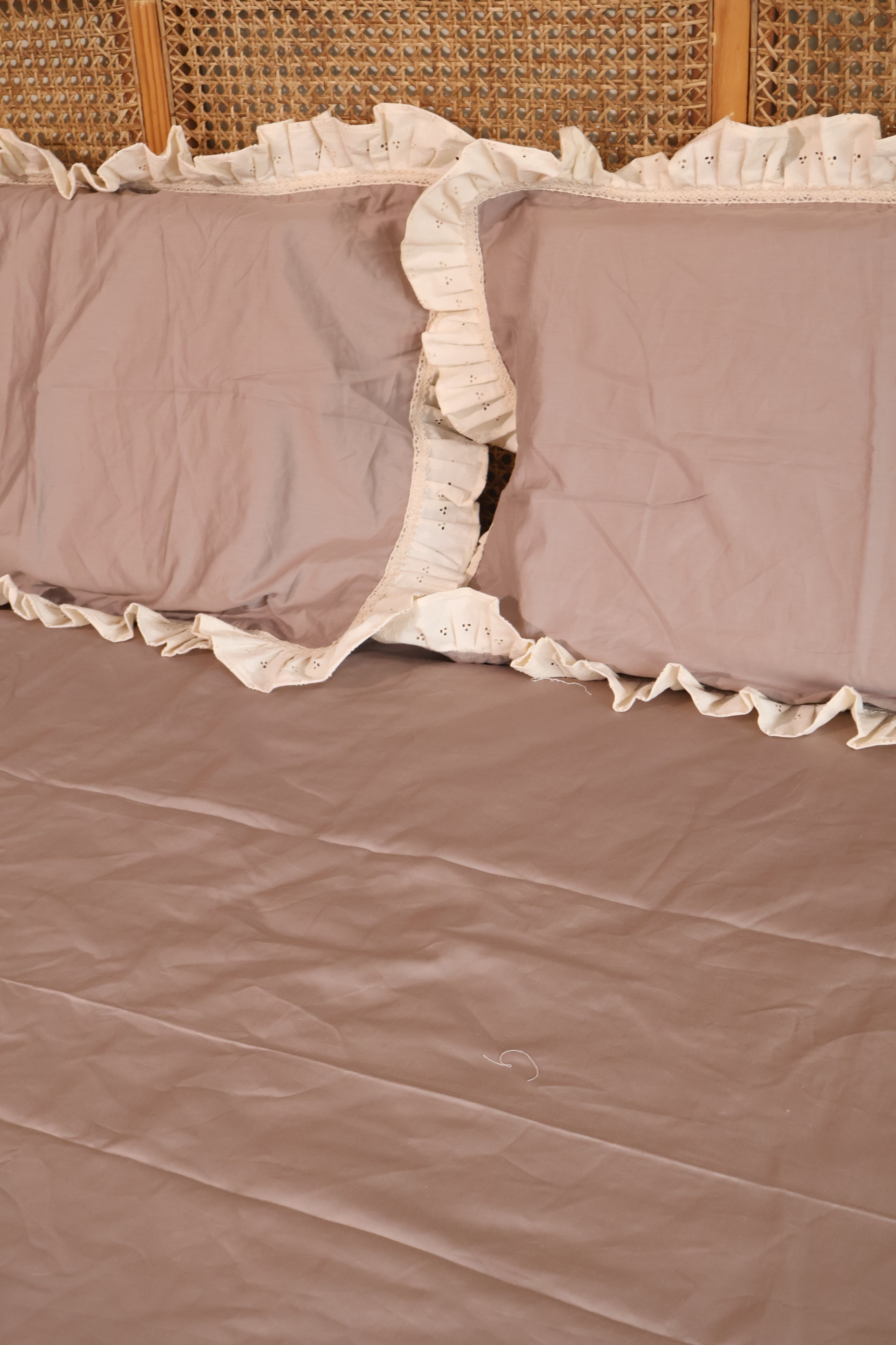 Bedsheets - Premium designer king bedsheets dd lace