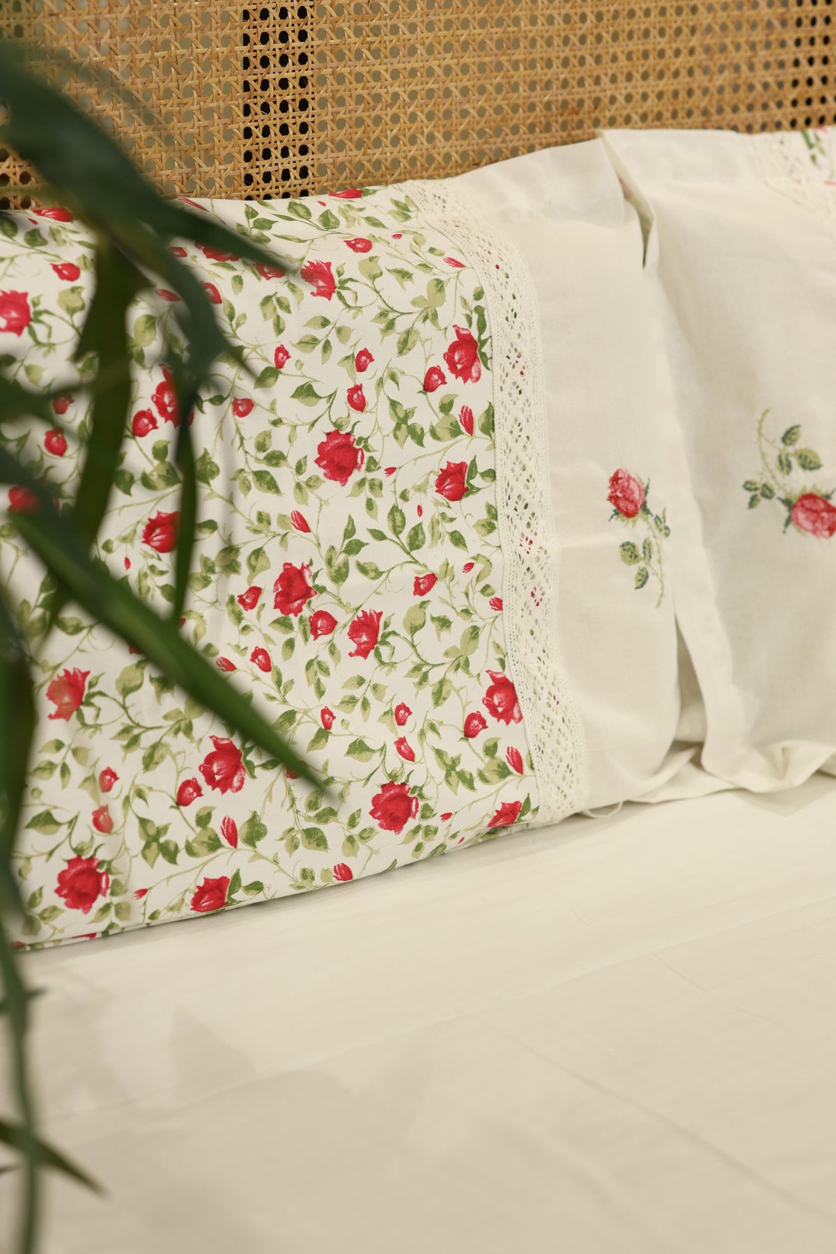Premium Cross stitch Embroidery Cotton King Size Bedspread Set Cottage collections 1