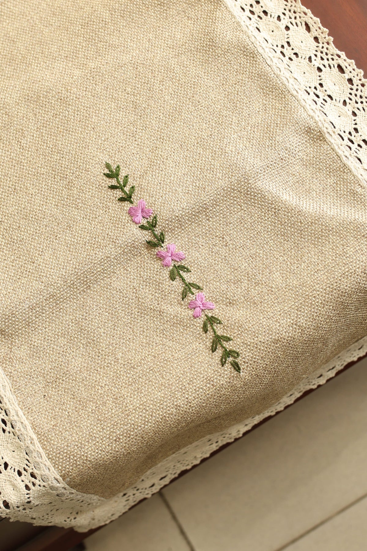 Table runners - Embroidery runner 84*14 inches