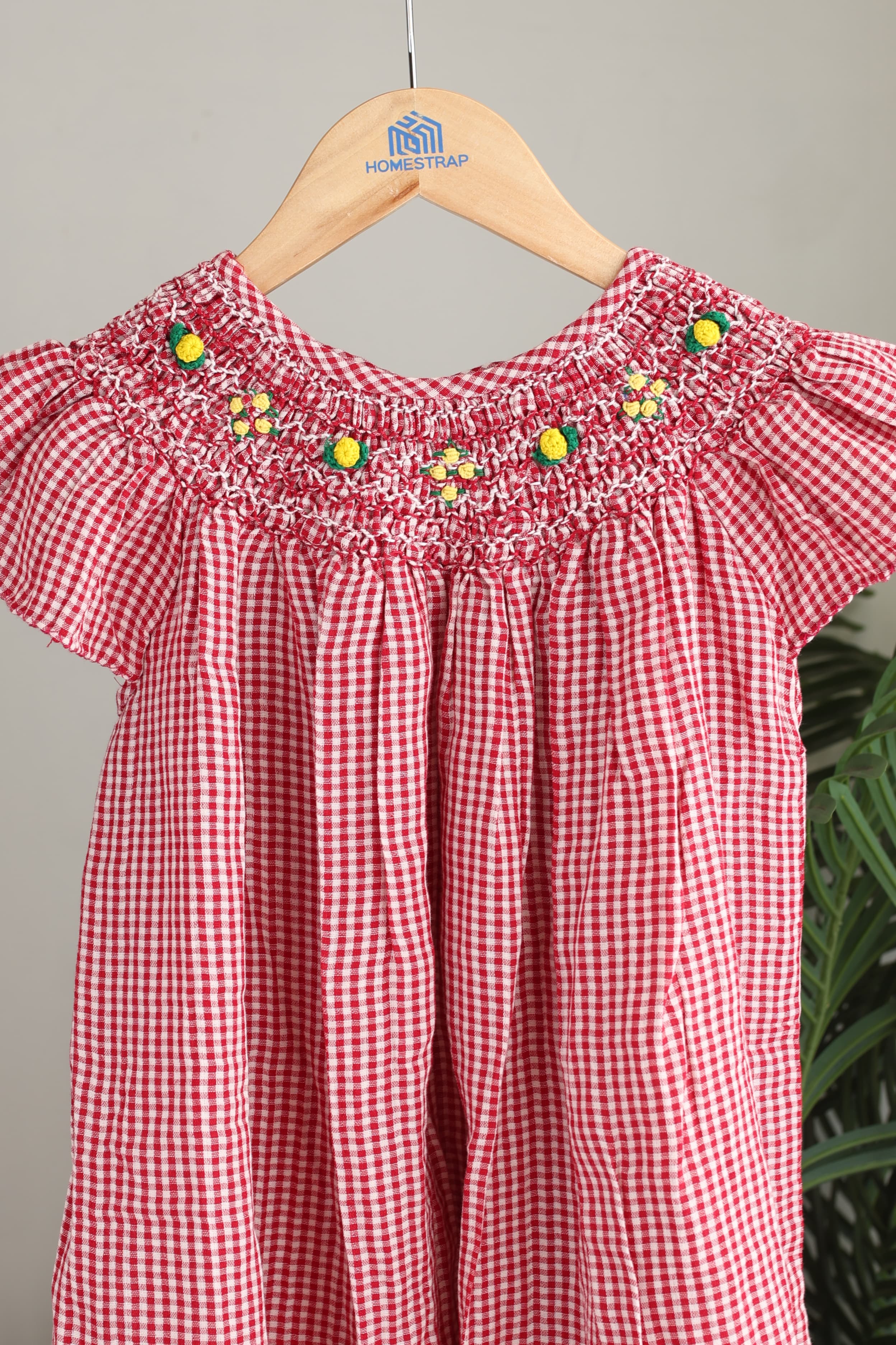 Kids smocked dress 4-5 years - Xmas edition