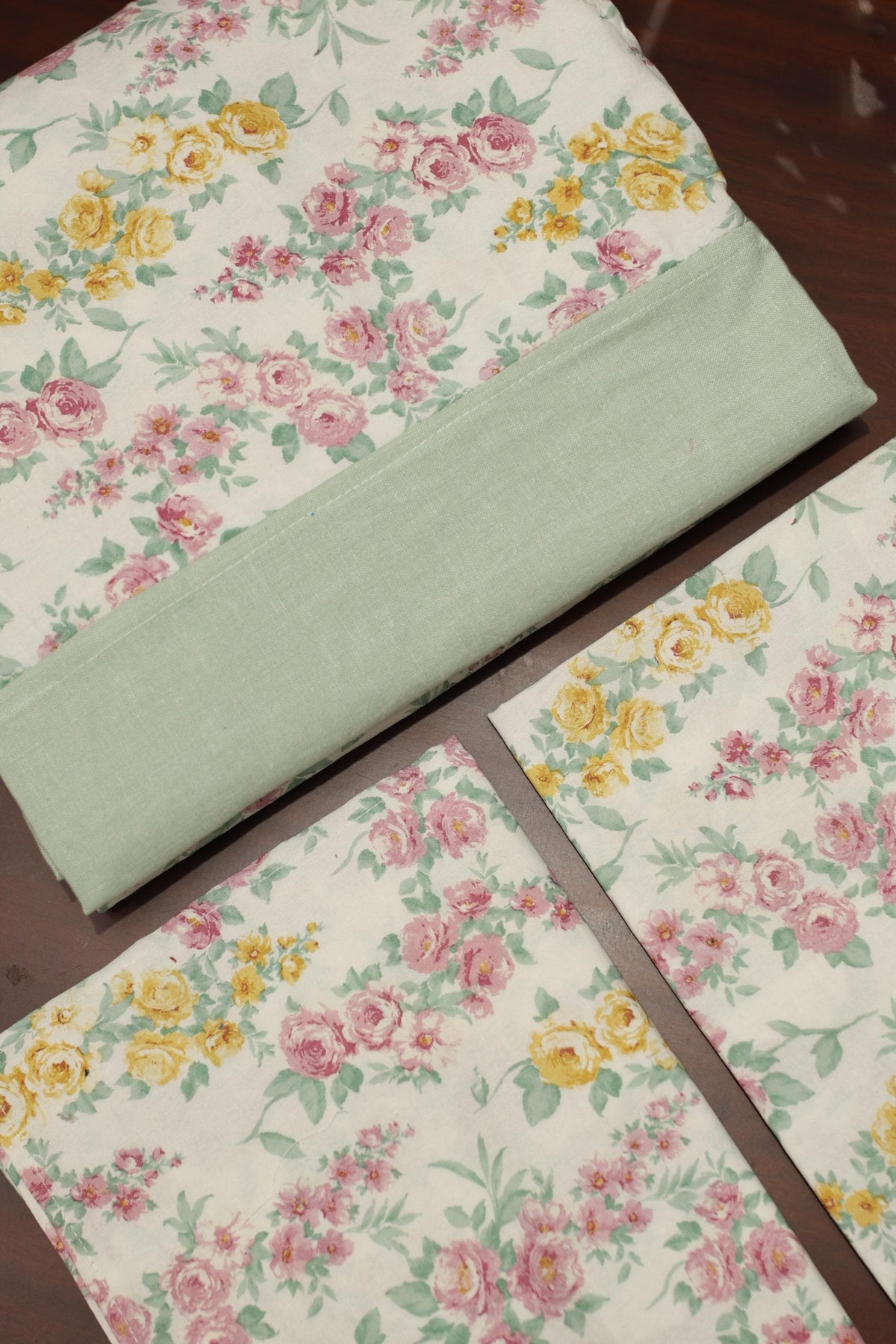 Bedsheets - King Daily use border bedsheets