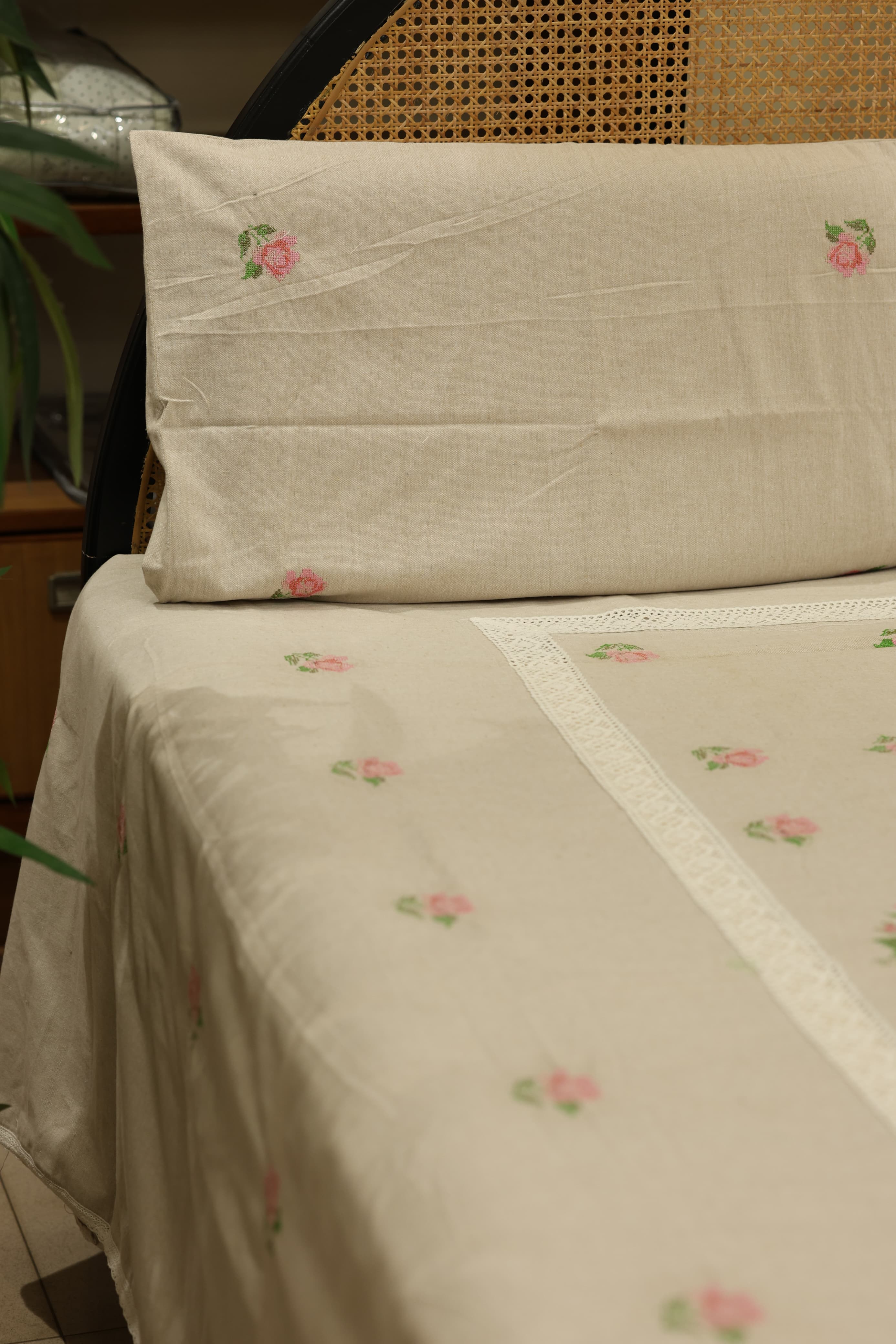 Premium Cross stitch Embroidery Cotton King Size Bedspread Set