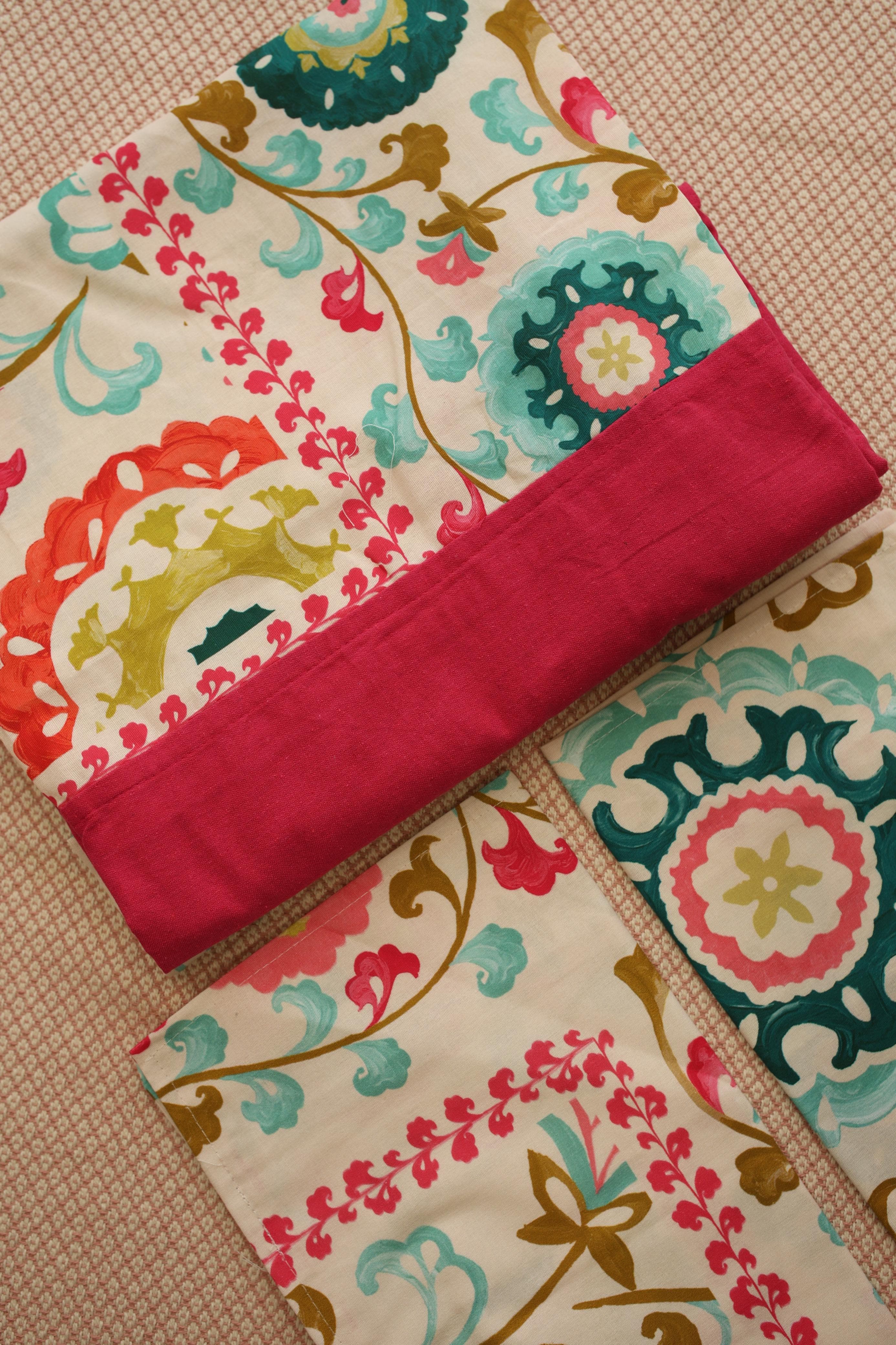 Bedsheets - Queen daily use border bedsheets