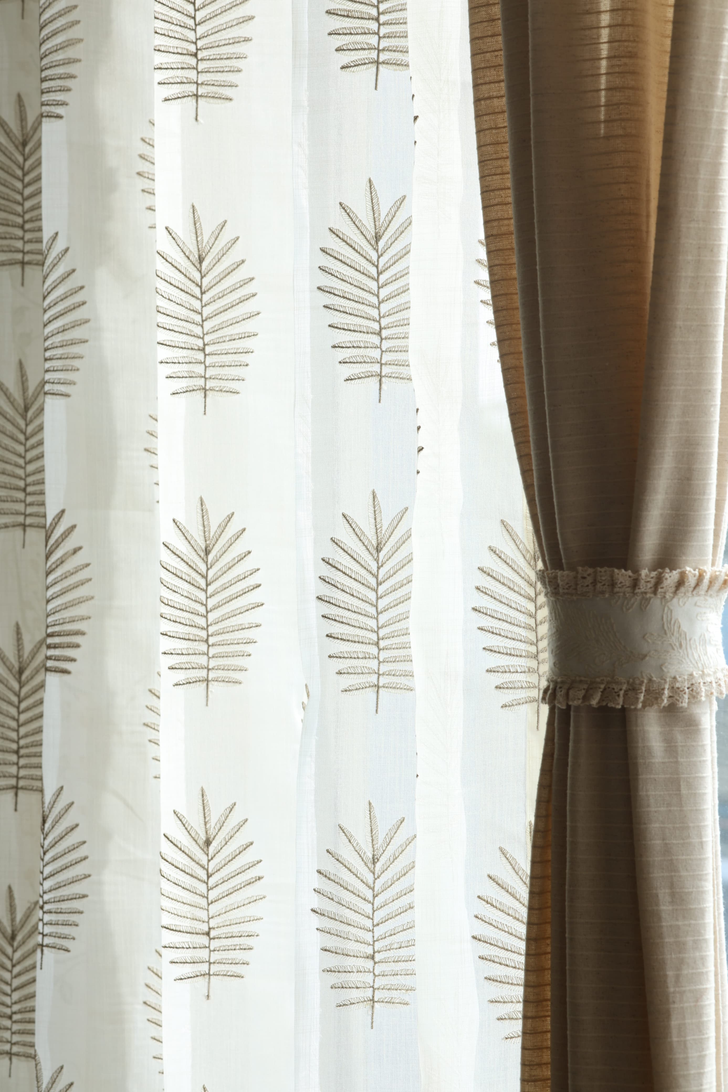 Premium Embroidery Sheer Curtain – Zinnia