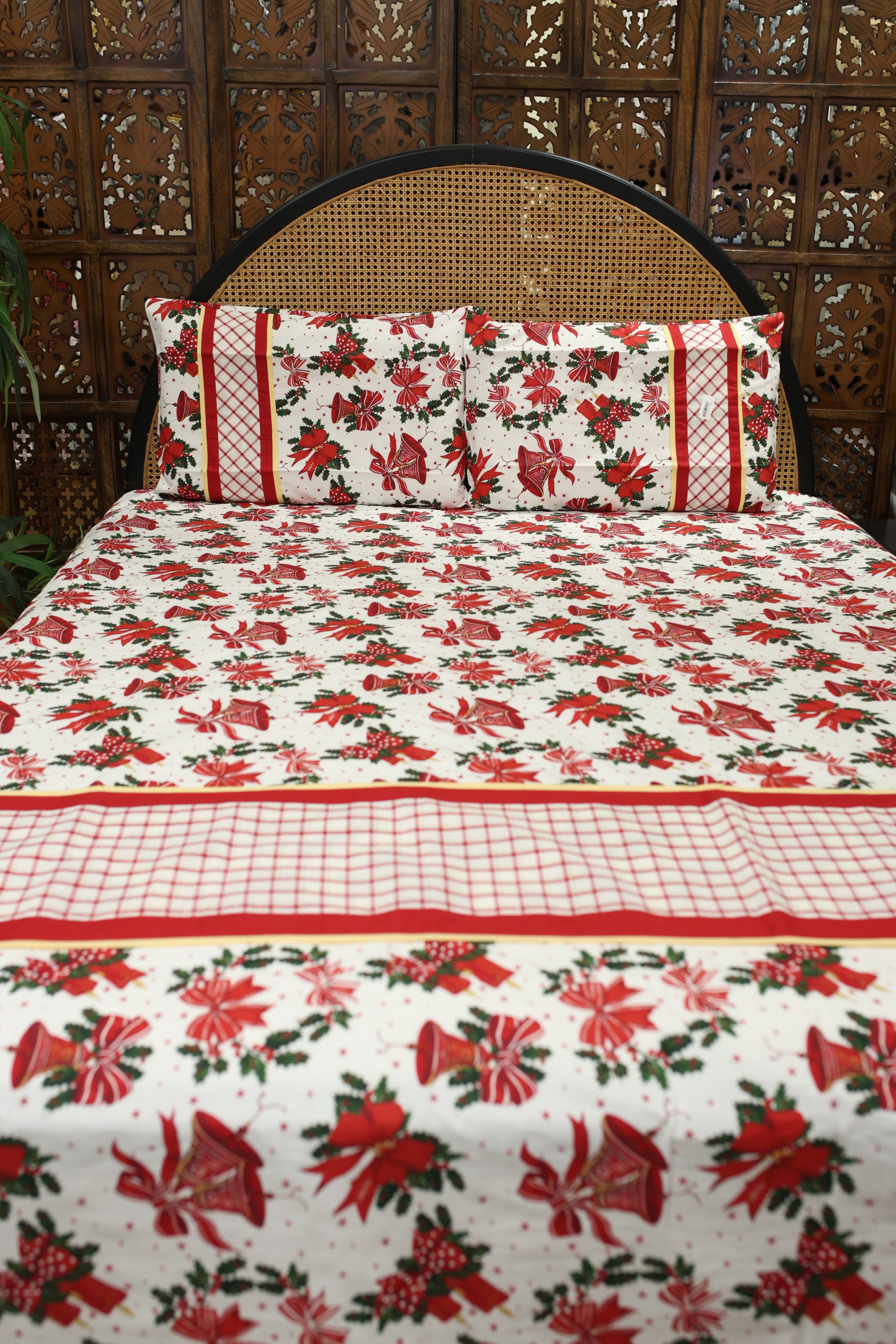 Queen Size Christmas Theme Bedsheet Set - Xmas Edition