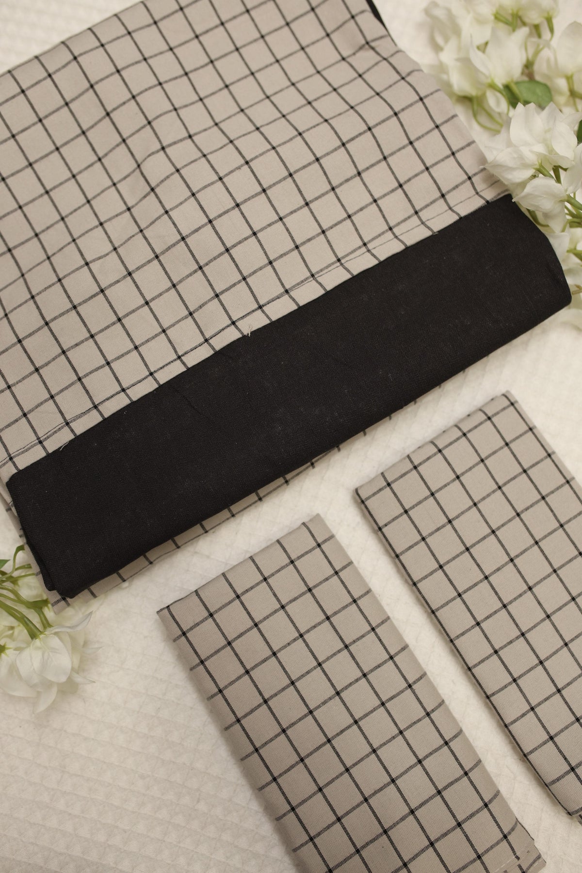 Bedsheets-King Daily use border bedsheets