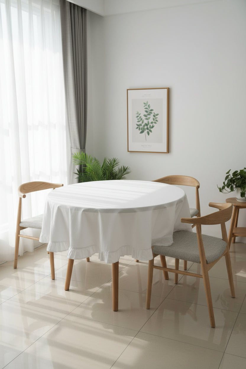 Round Table Cloth White (160cm - diameter)
