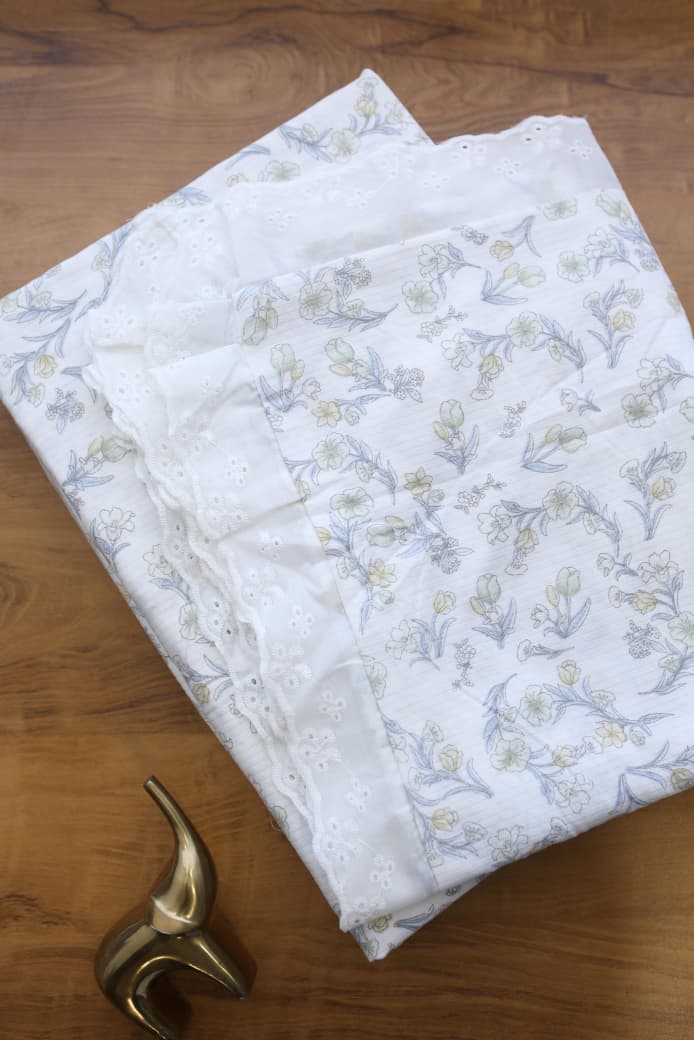 Bedsheets - King soft cotton lace bedsheets majestic Reva