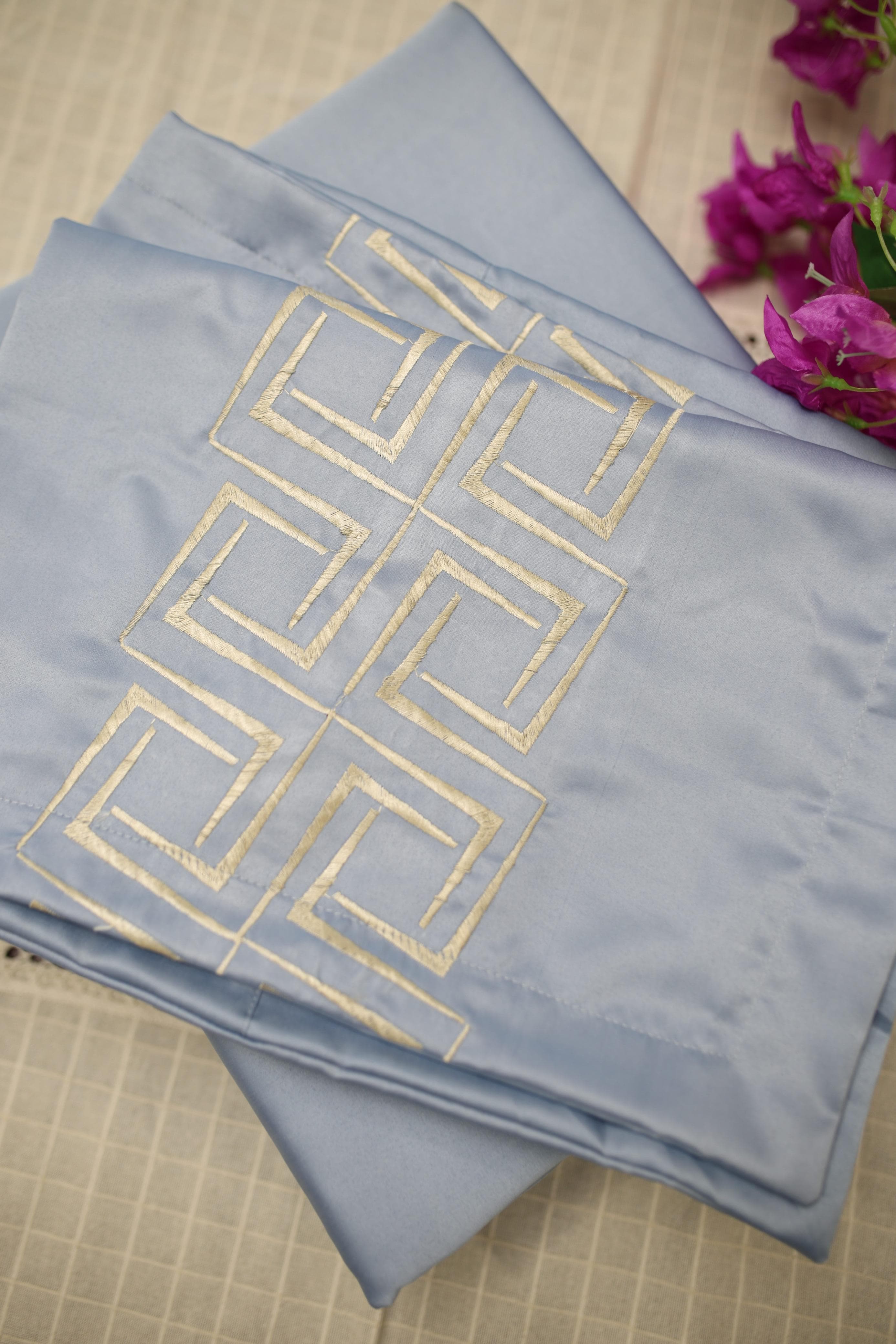 Bedsheets - Essential Queen size bedsheet