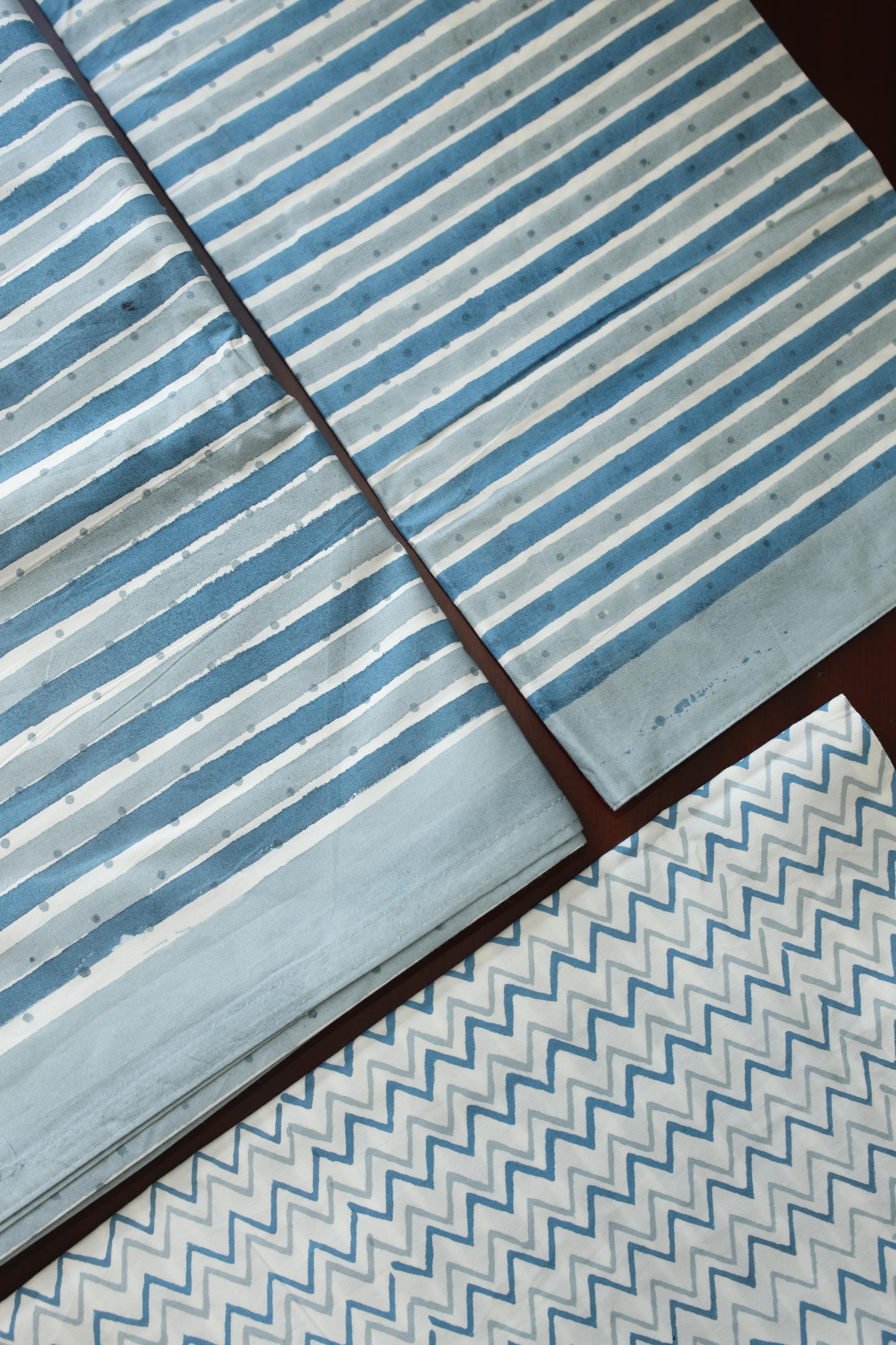 Bedsheets - King percale cotton handblock white lily  bedsheets